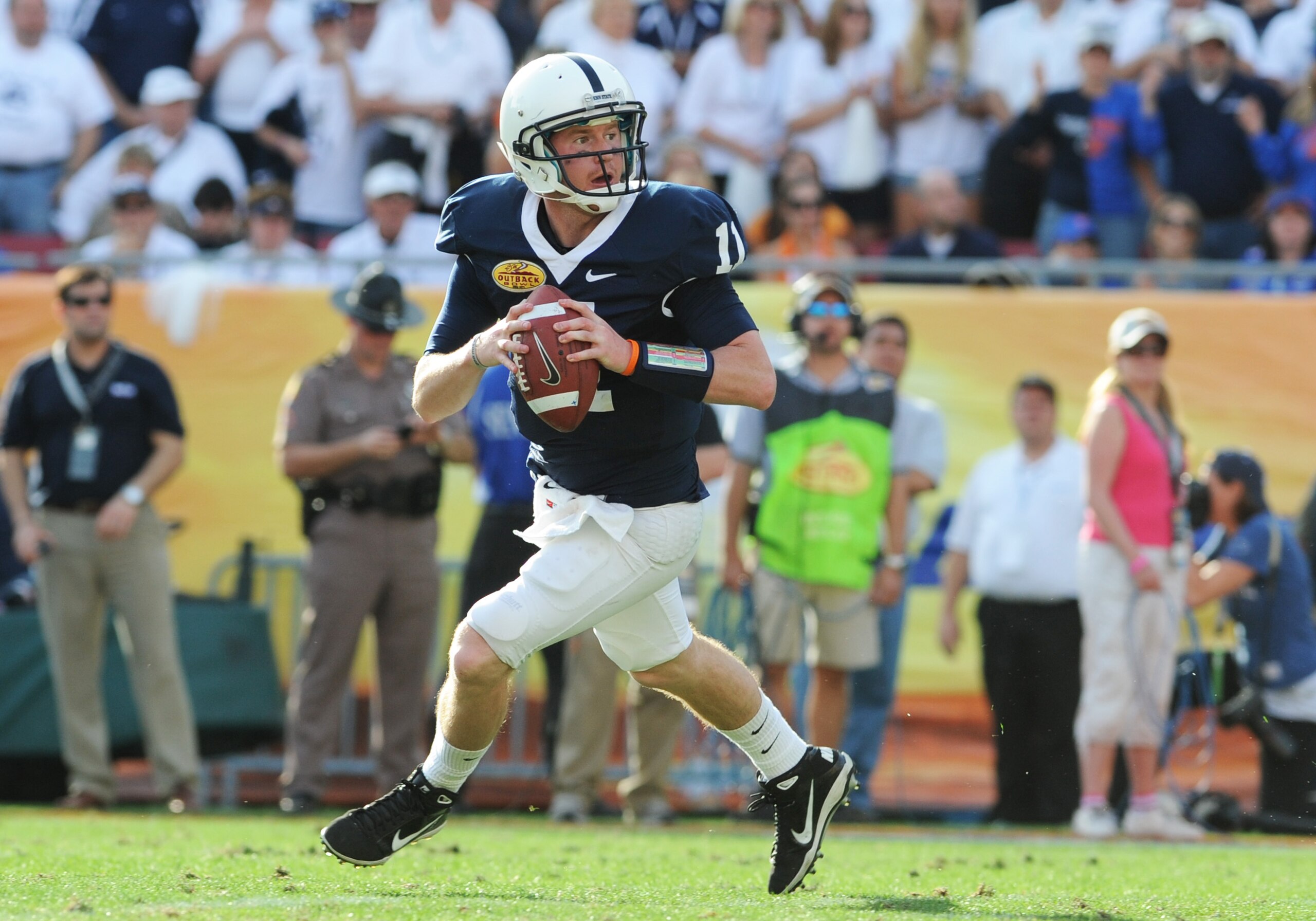TAMPA, FL - JANUARY 1:  Quarterback Matt McGloin #11 of the Penn State Nittany Lions looks to pass against the Florida Gators January 1, 2011 in the 25th Outback Bowl at Raymond James Stadium in Tampa, Florida.  (Photo by Al Messerschmidt/Getty Images)