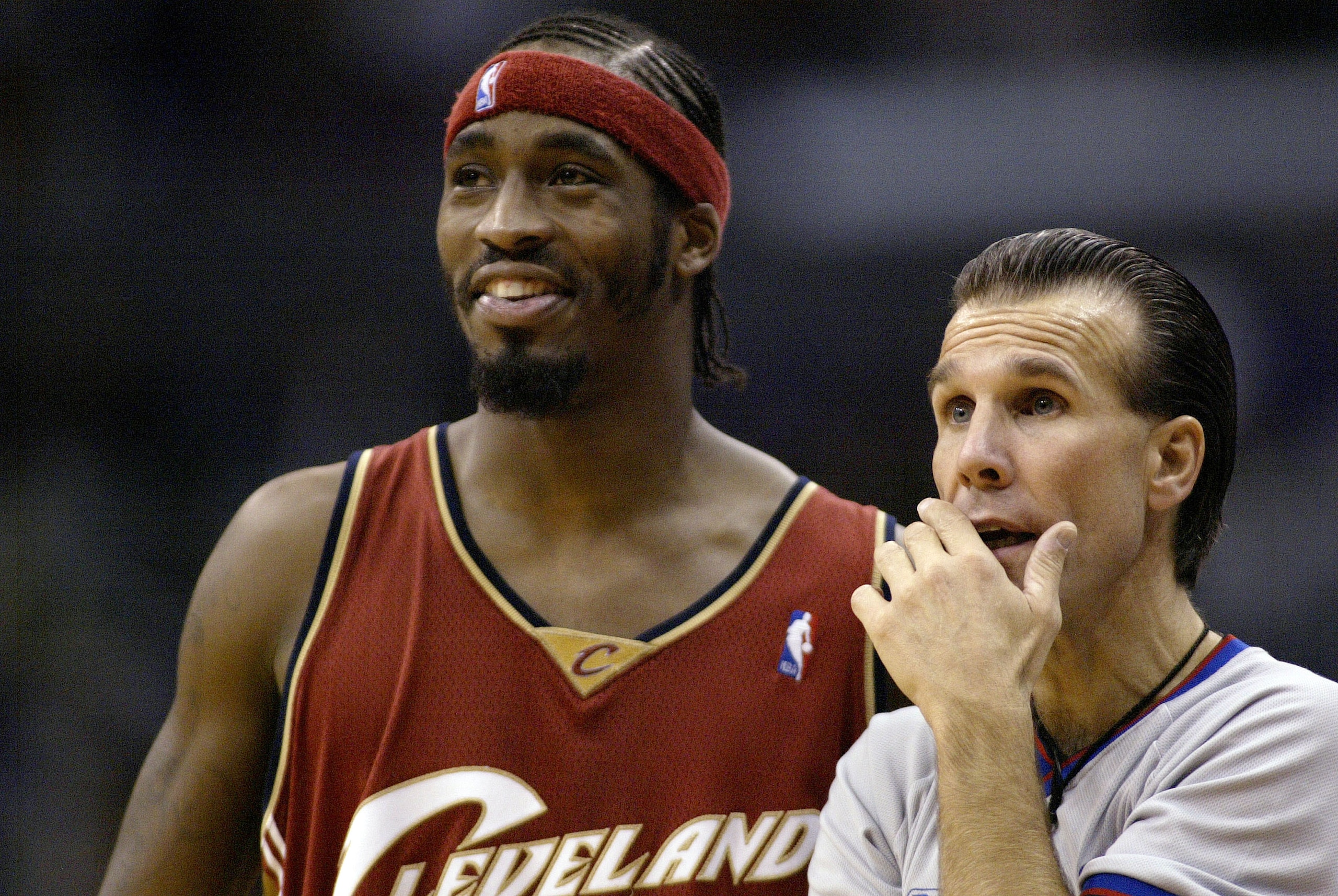 LOS ANGELES - DECEMBER 3:  Ricky Davis #31 of the Cleveland Cavaliers with an official during the game against the Los Angeles Clippers on December 3, 2003 at Staples Center in Los Angeles, California.  NOTE TO USER: User expressly acknowledges and agrees