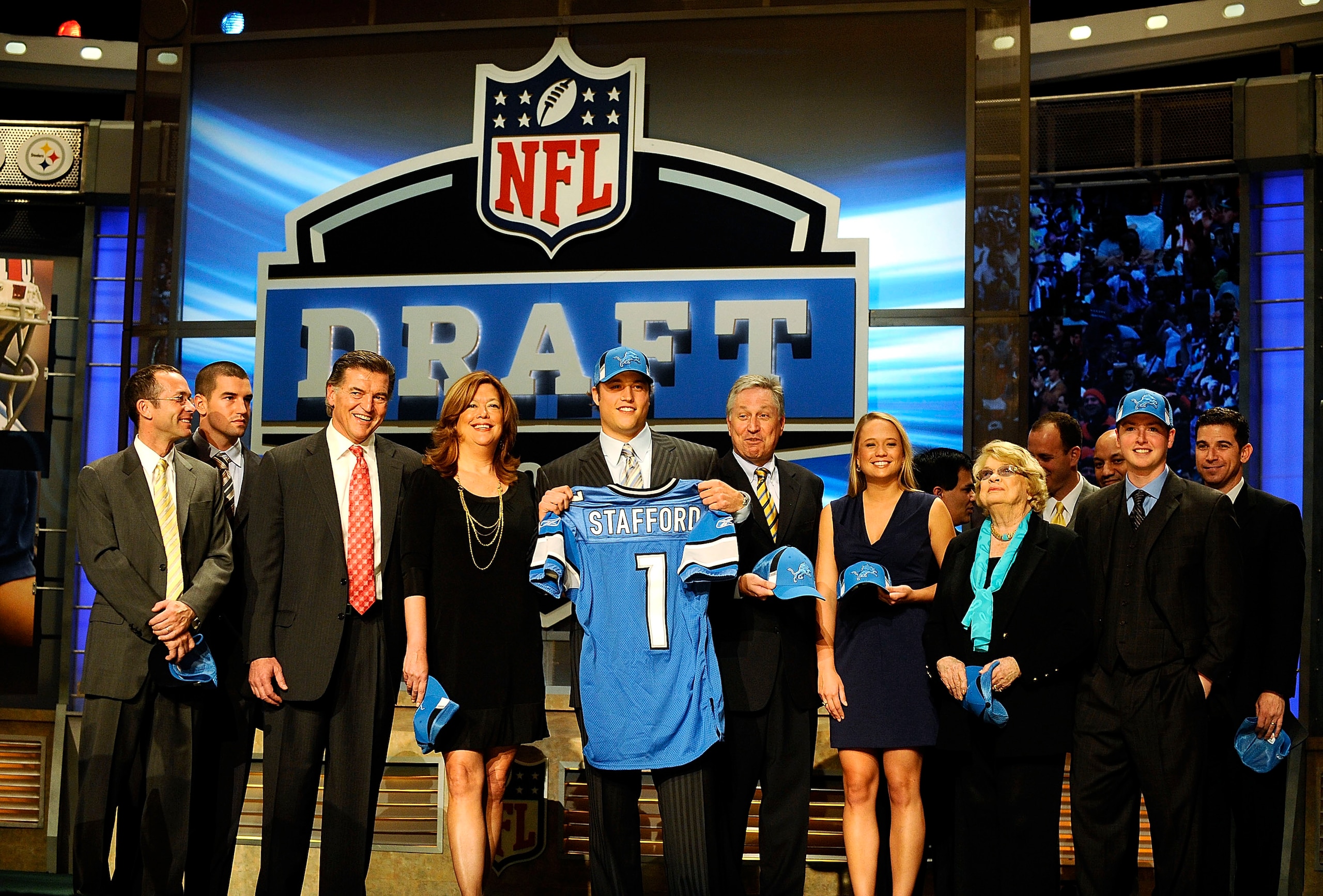 NEW YORK - APRIL 25:  Detroit Lions #1 draft pick Matthew Stafford poses for photographers with his family after his selection in the 2009 NFL Draft at Radio City Music Hall on April 25, 2009 in New York City  (Photo by Jeff Zelevansky/Getty Images)
