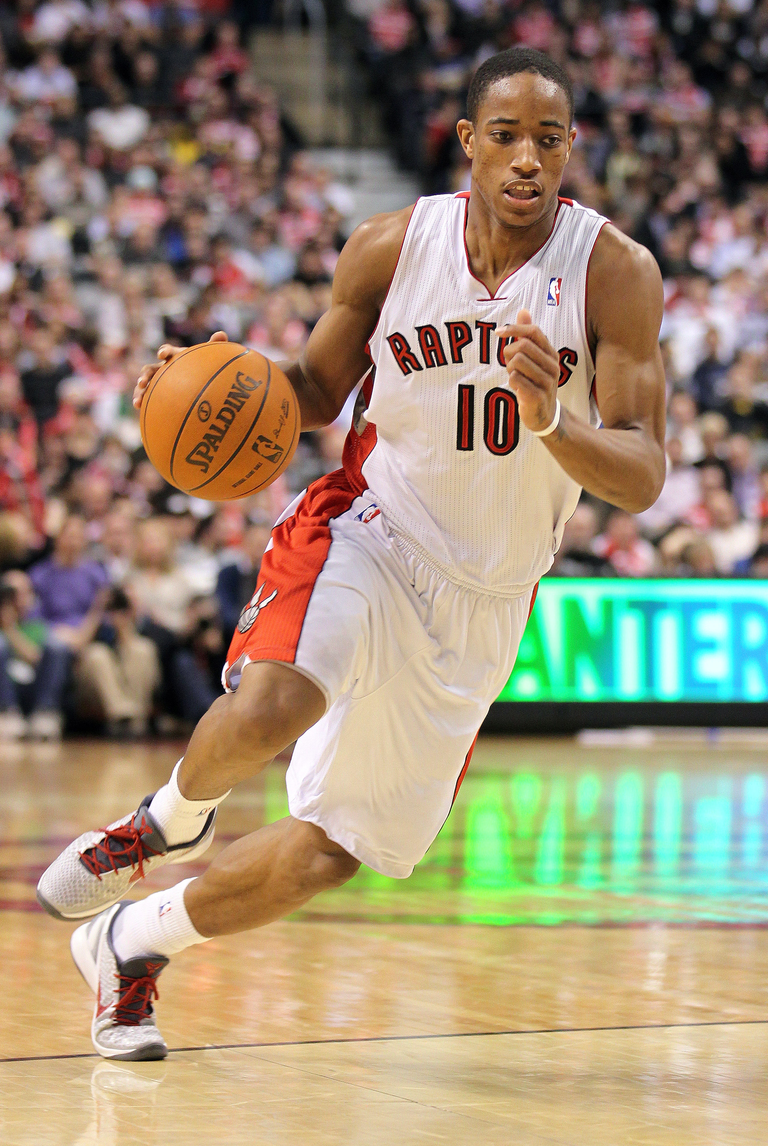 TORONTO, CANADA - FEBRUARY 16:  DeMar DeRozan #10 of the Toronto Raptors drives with the ball in a game against the Miami Heat on February 16, 2011 at the Air Canada Centre in Toronto, Canada. The Heat defeated the Raptors 103-95. (Photo by Claus Andersen