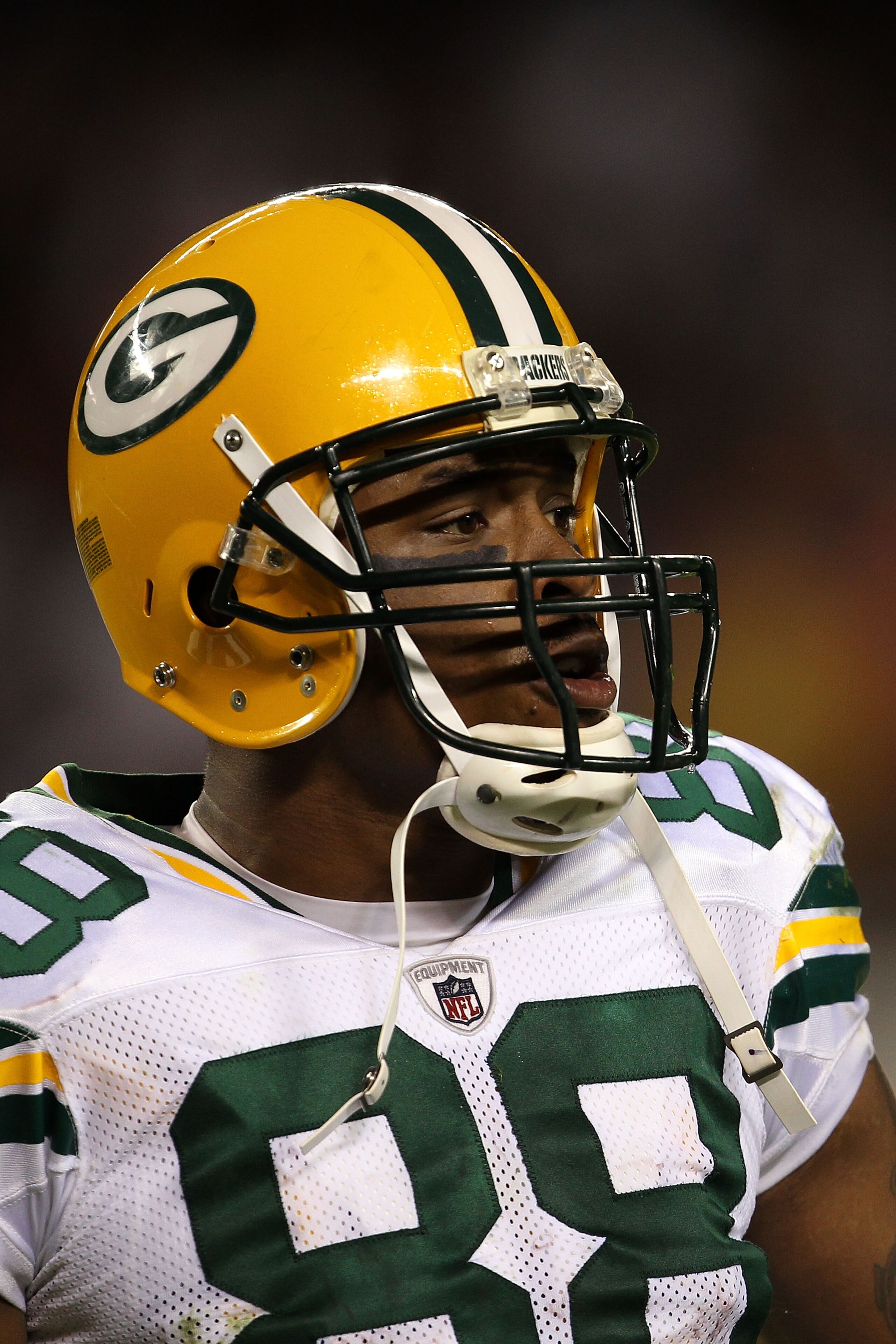 CHICAGO - SEPTEMBER 27:  Jermichael Finley #88 of the Green Bay Packers looks on during the second half against the Chicago Bears at Soldier Field on September 27, 2010 in Chicago, Illinois. The Bears won 20-17.  (Photo by Jonathan Daniel/Getty Images)