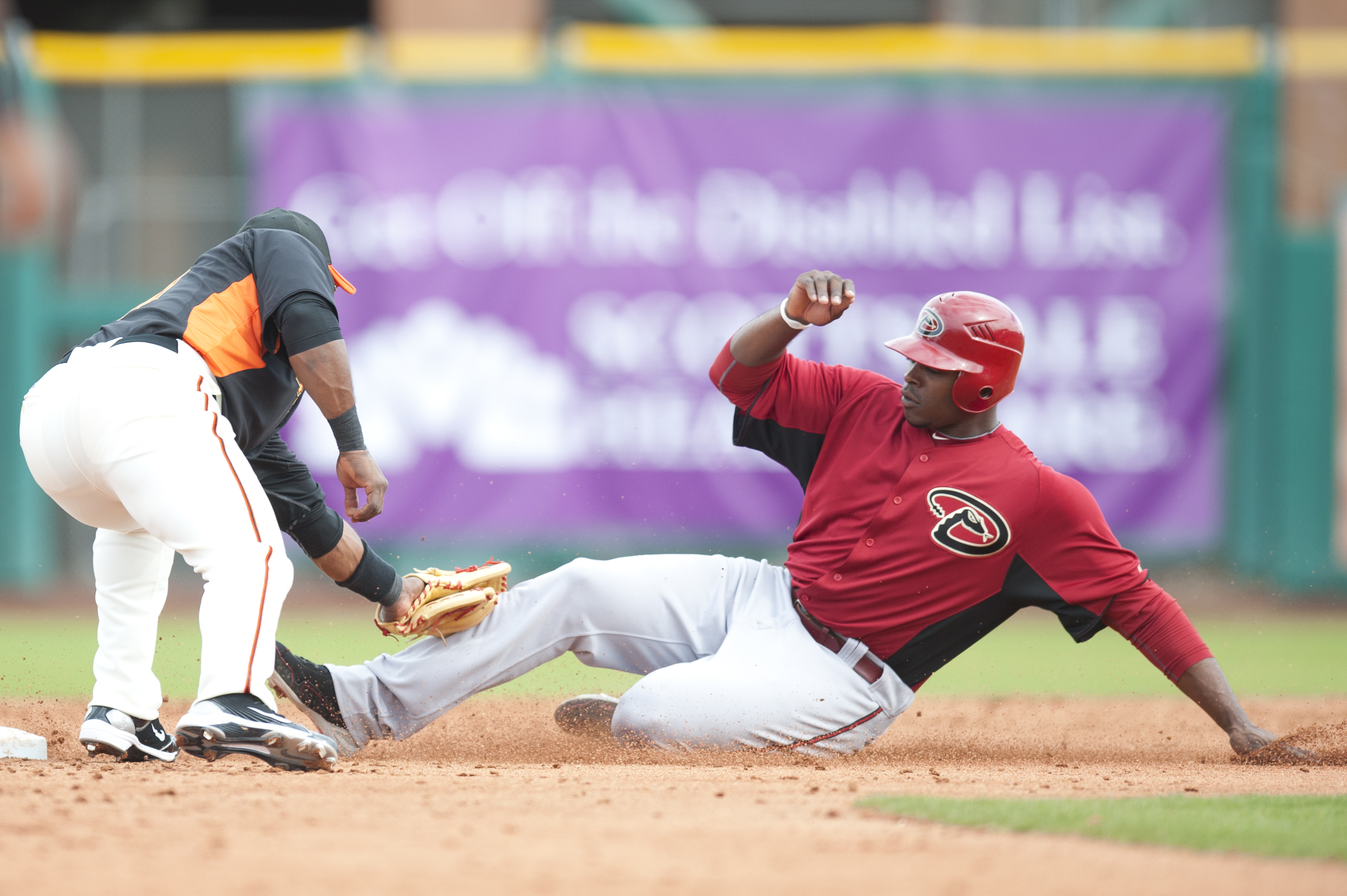 Adrian Beltre gets caught in rundown, sprints into outfield, has still not  been tagged