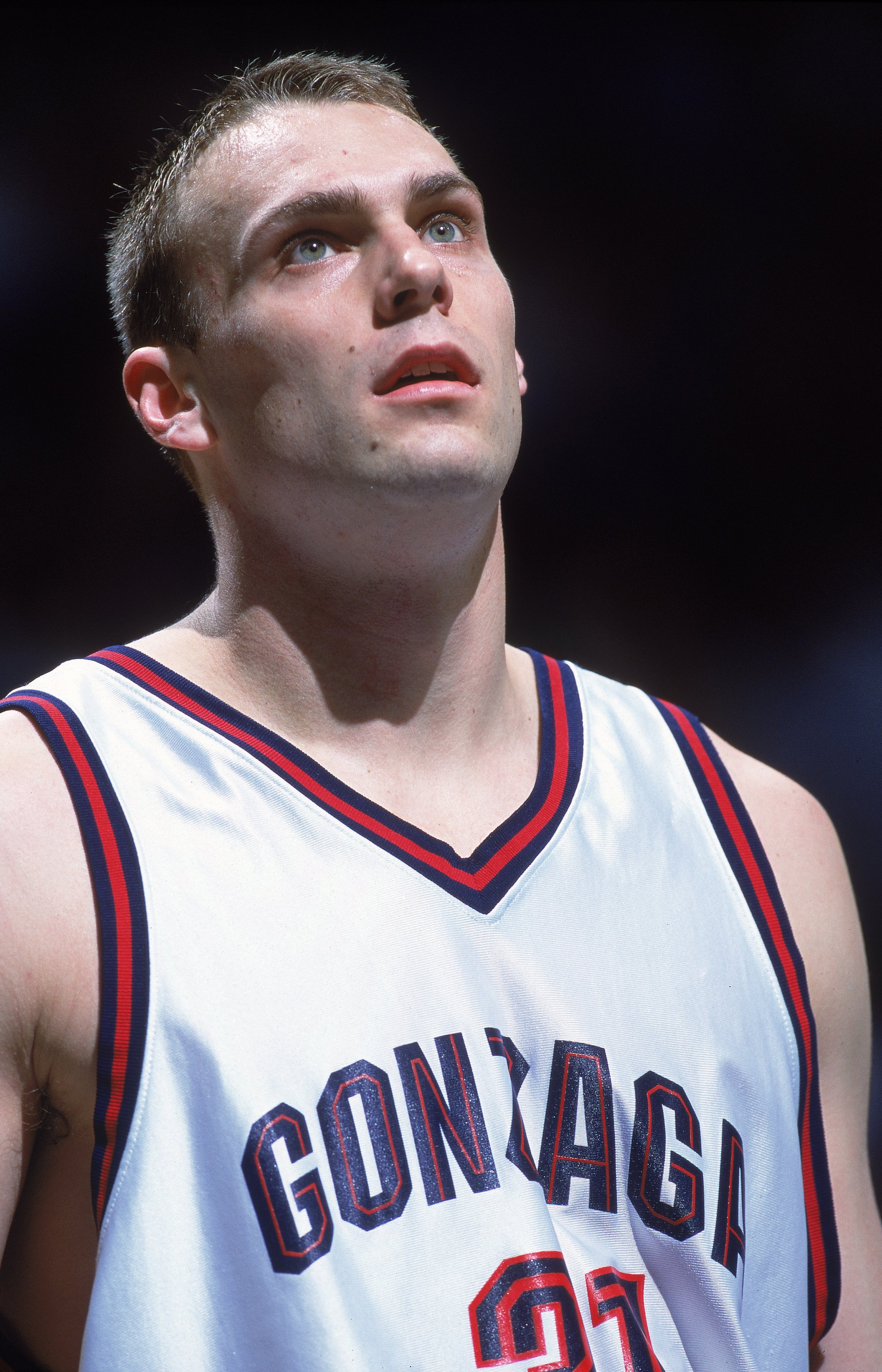 18 Mar 2001:  Casey Calvary #31 of the Gonzaga Bulldogs looks on during the game against the Indiana State Sycamores at the Pyramid Arena in Memphis, Tennessee. The Bulldogs defeated the Sycamores 85-68.Mandatory Credit: Tom Hauck  /Allsport