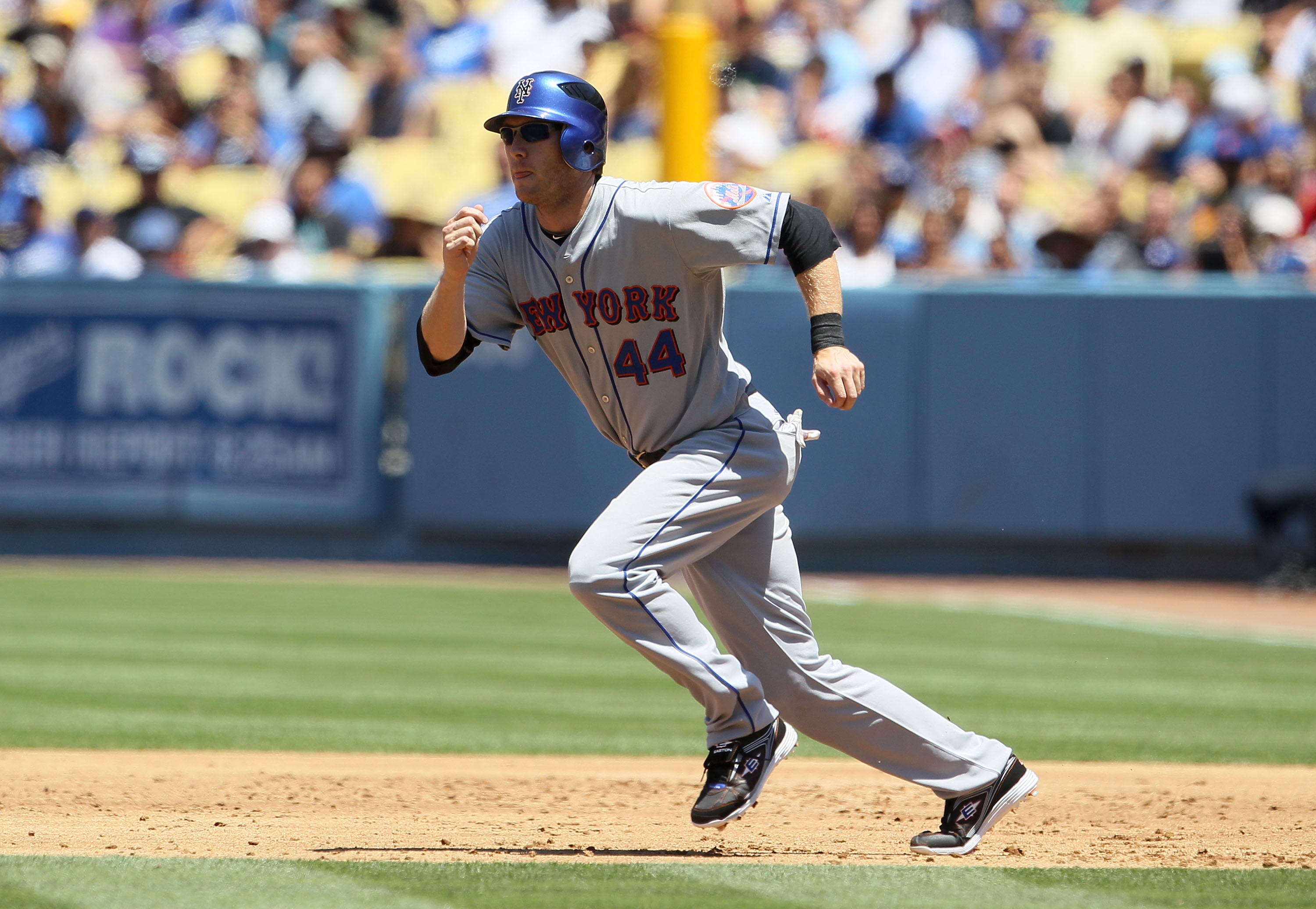 LOS ANGELES, CA - JULY 24: Jason Bay #44 of the New York Mets plays against the Los Angeles Dodgers at Dodger Stadium on July 24, 2010 in Los Angeles, California. (Photo by Jeff Gross/Getty Images) LOS ANGELES, CA - JULY 24: Jason Bay #44 of the New York Mets plays against the Los Angeles Dodgers at Dodger Stadium on July 24, 2010 in Los Angeles, California. (Photo by Jeff Gross/Getty Images)