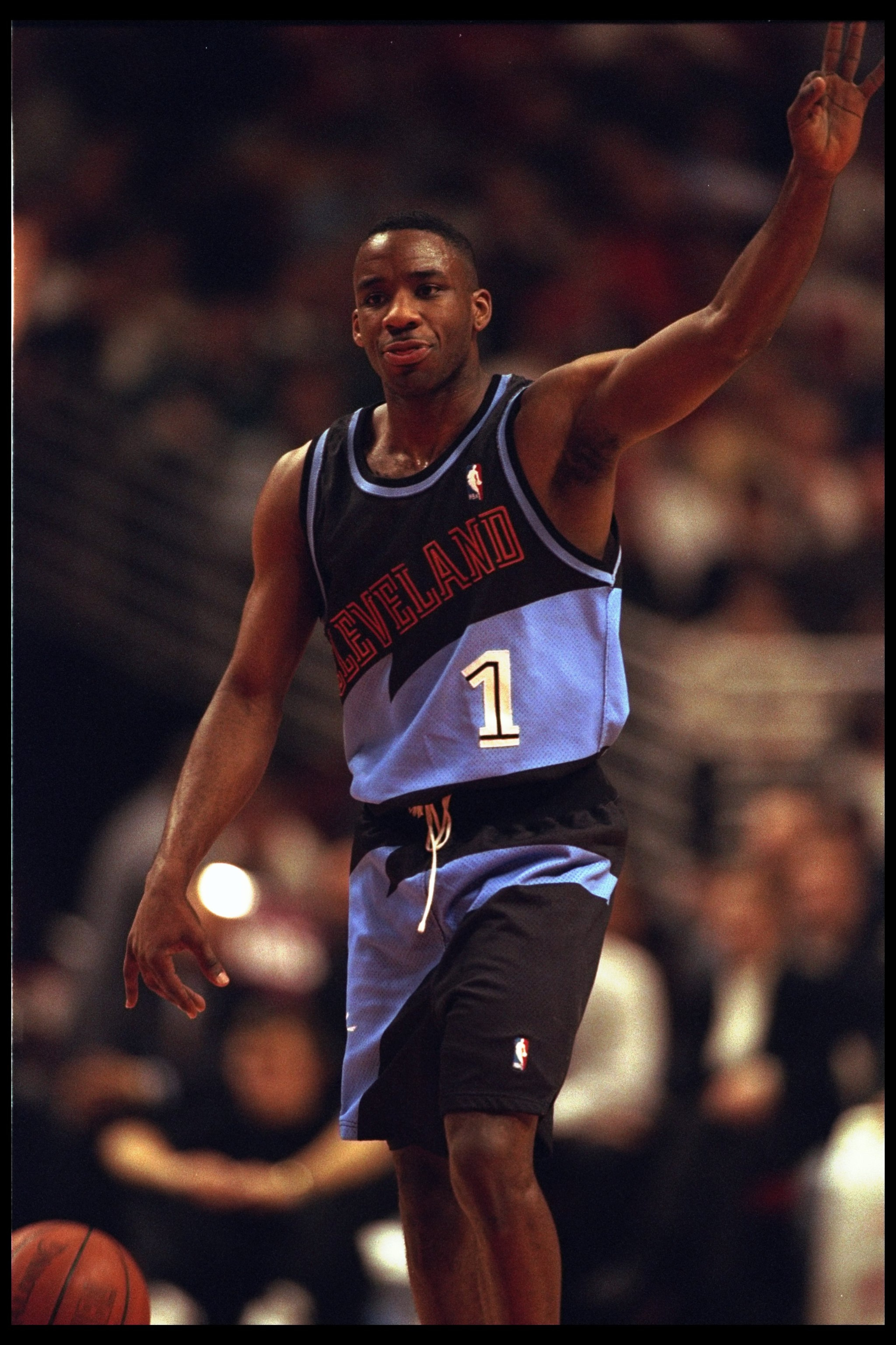 20 Feb 1996: Guard Terrell Brandon of the Cleveland Cavaliers moves the ball against the Chicago Bulls during a game played at the United Center in Chicago, Illinois. The Bulls won the game, 102-76.