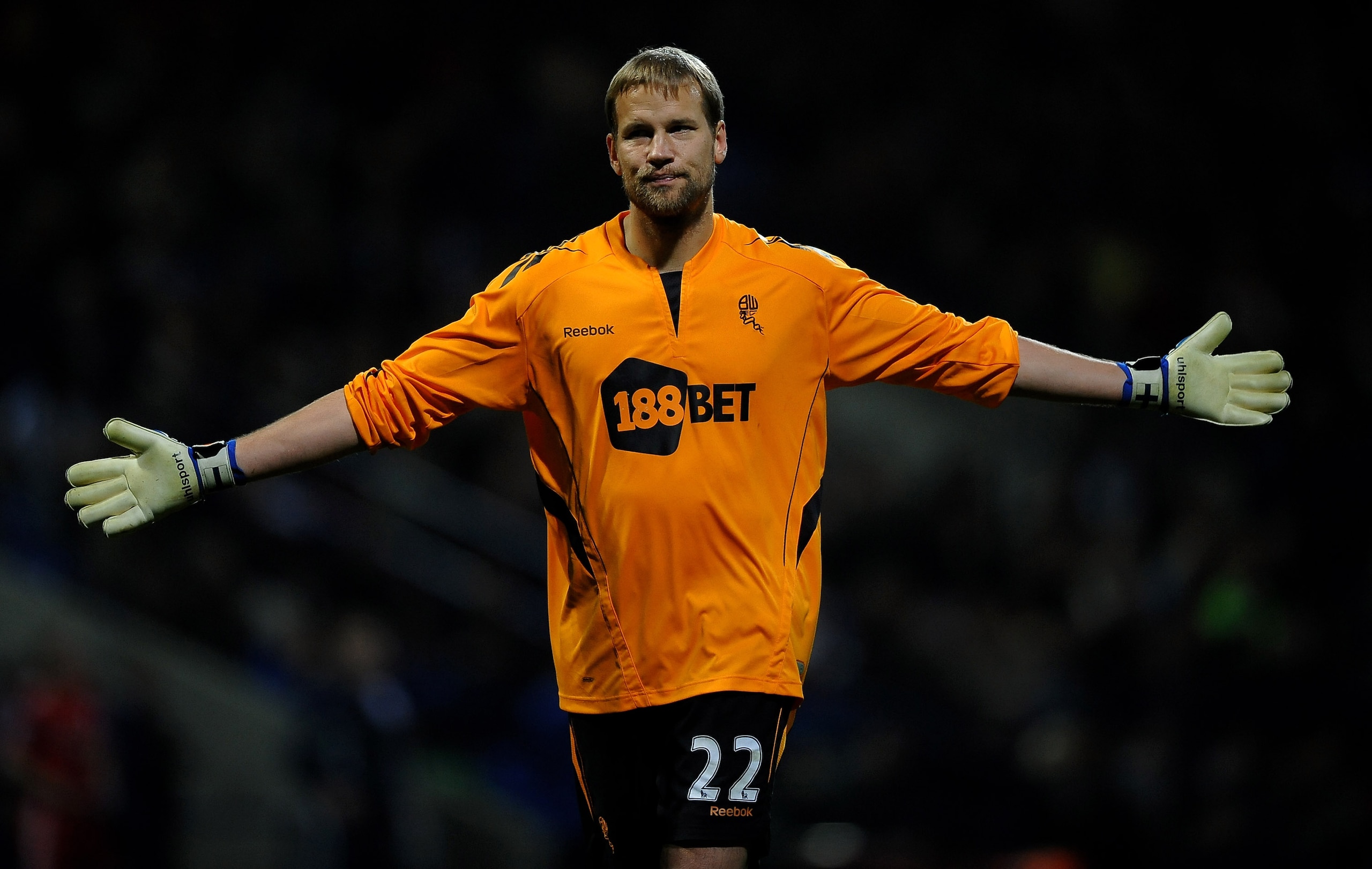 BOLTON, ENGLAND - OCTOBER 31:   Jussi Jaaskelainen of Bolton Wanderers shows his frustration during the Barclays Premier League match between Bolton Wanderers and Liverpool at the Reebok Stadium on October 31, 2010 in Bolton, England. (Photo by Laurence G