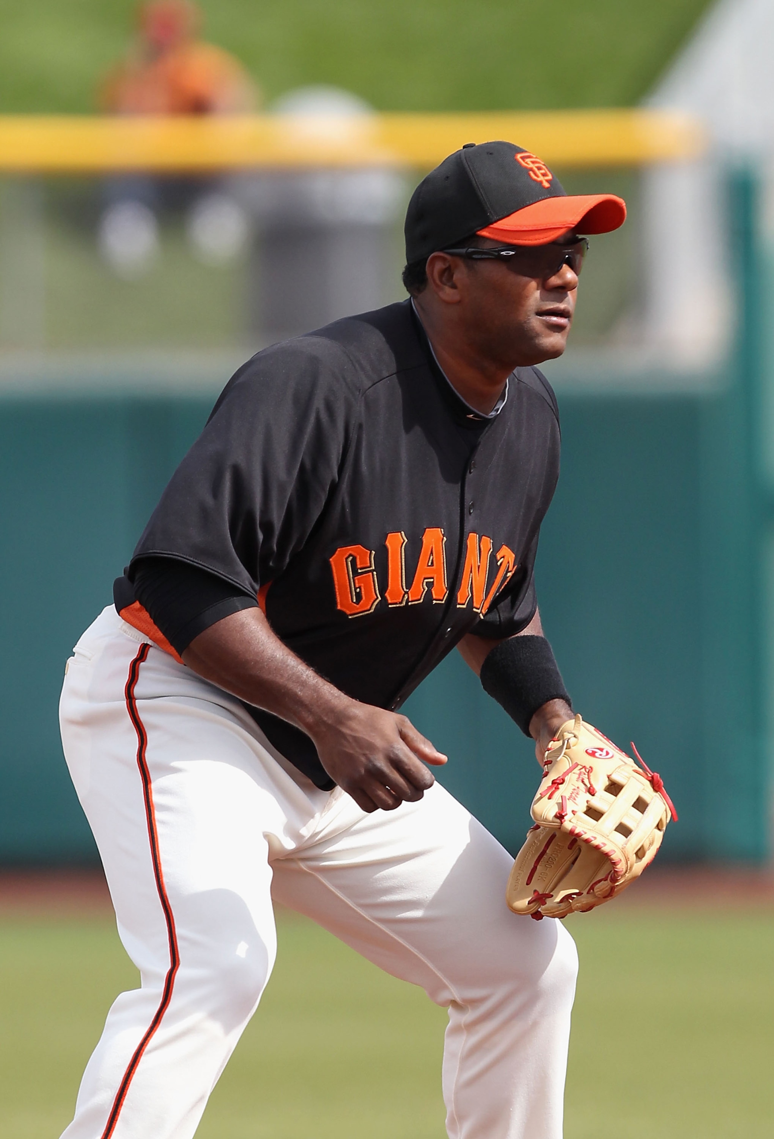 SCOTTSDALE, AZ - MARCH 01: Infielder Miguel Tejada #10 of the San Francisco Giants in action during the spring training game against the Chicago Cubs at Scottsdale Stadium on March 1, 2011 in Scottsdale, Arizona. (Photo by Christian Petersen/Getty Image SCOTTSDALE, AZ - MARCH 01: Infielder Miguel Tejada #10 of the San Francisco Giants in action during the spring training game against the Chicago Cubs at Scottsdale Stadium on March 1, 2011 in Scottsdale, Arizona. (Photo by Christian Petersen/Getty Image