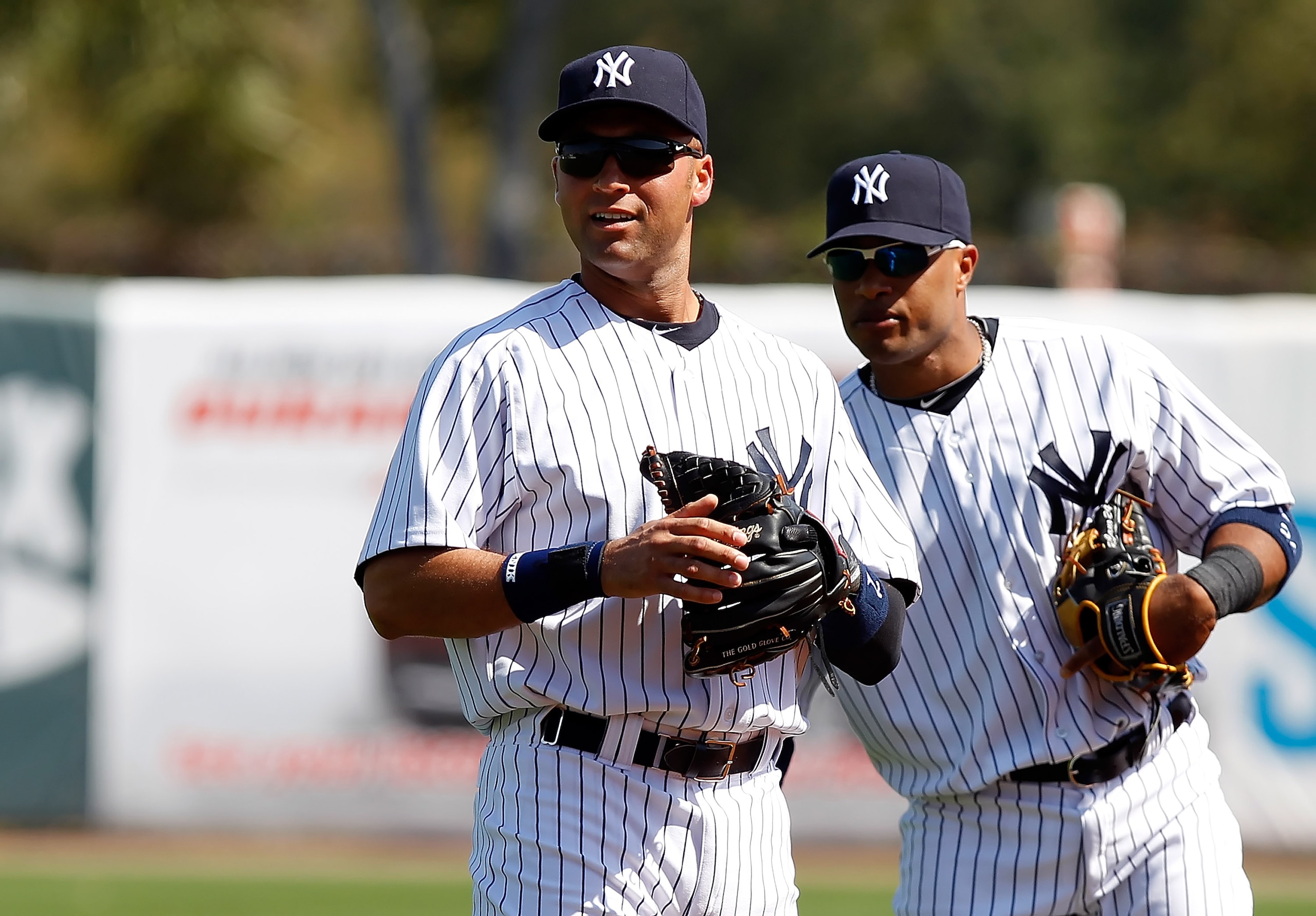TAMPA, FL - FEBRUARY 26:  Shortstop Derek Jeter #2 of the New York Yankees looks over the infield against the Philadelphia Phillies during a Grapefruit League Spring Training Game at George M. Steinbrenner Field on February 26, 2011 in Tampa, Florida.  (P