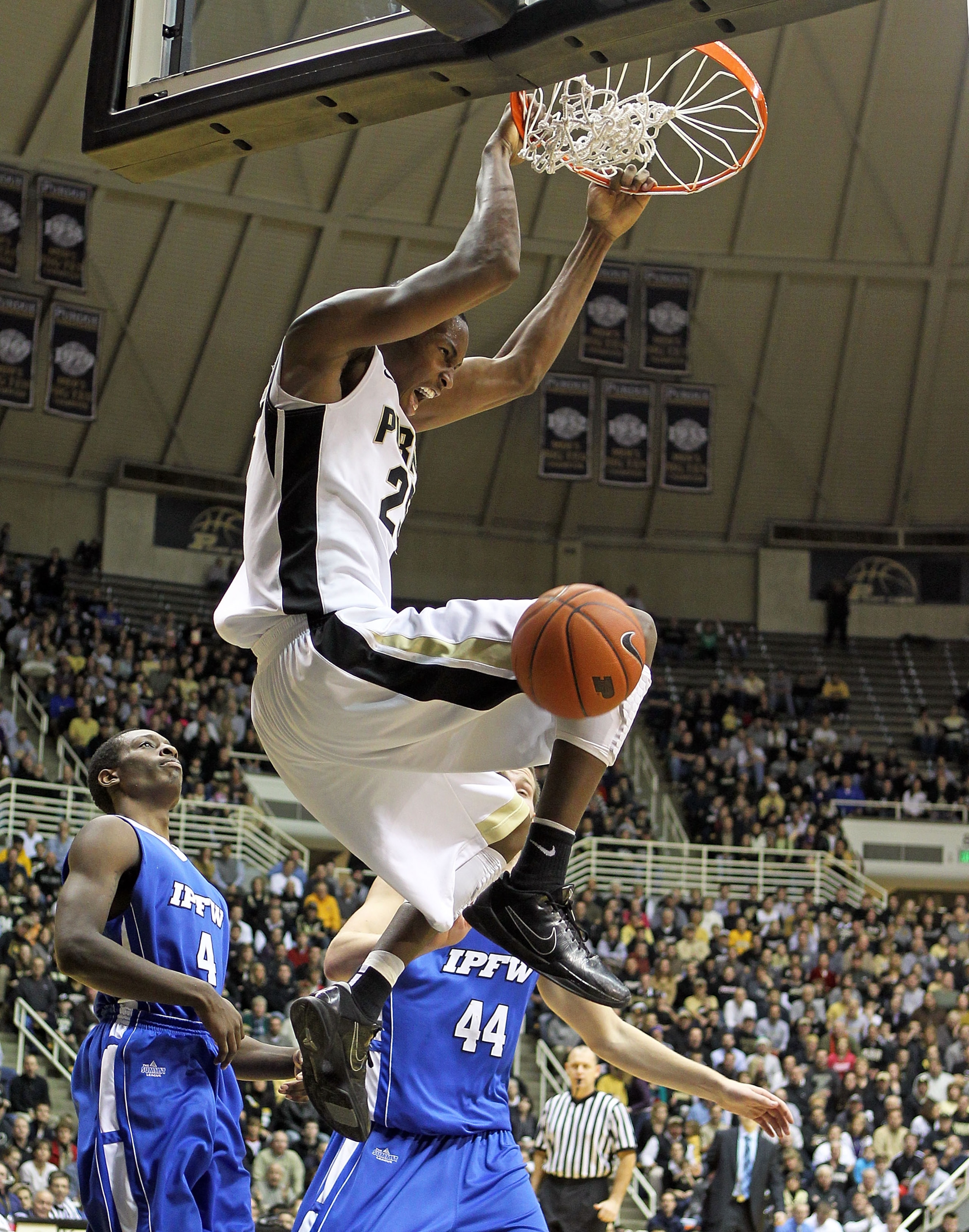 WEST LAFAYETTE, IN - DECEMBER 21:  JaJuan Johnson #25 of the Purdue Boilermakers dunks the ball during the game against the IPFW Mastodons at Mackey Arena on December 21, 2010 in West Lafayette, Indiana.  (Photo by Andy Lyons/Getty Images)