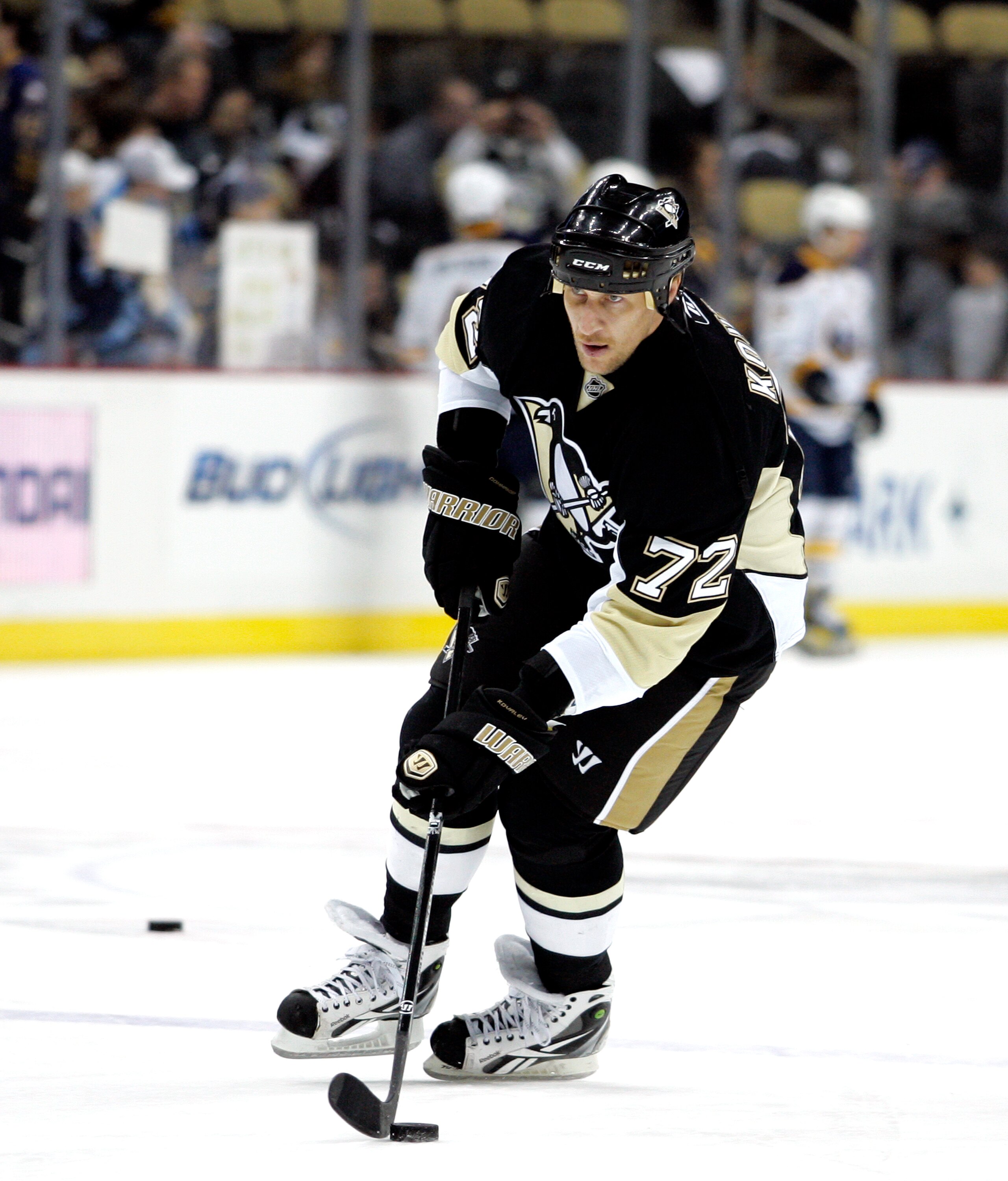 PITTSBURGH, PA - MARCH 08:  Alexei Kovalev #72 of the Pittsburgh Penguins warms up prior to play against the Buffalo Sabres at Consol Energy Center on March 8, 2011 in Pittsburgh, Pennsylvania.  (Photo by Justin K. Aller/Getty Images)