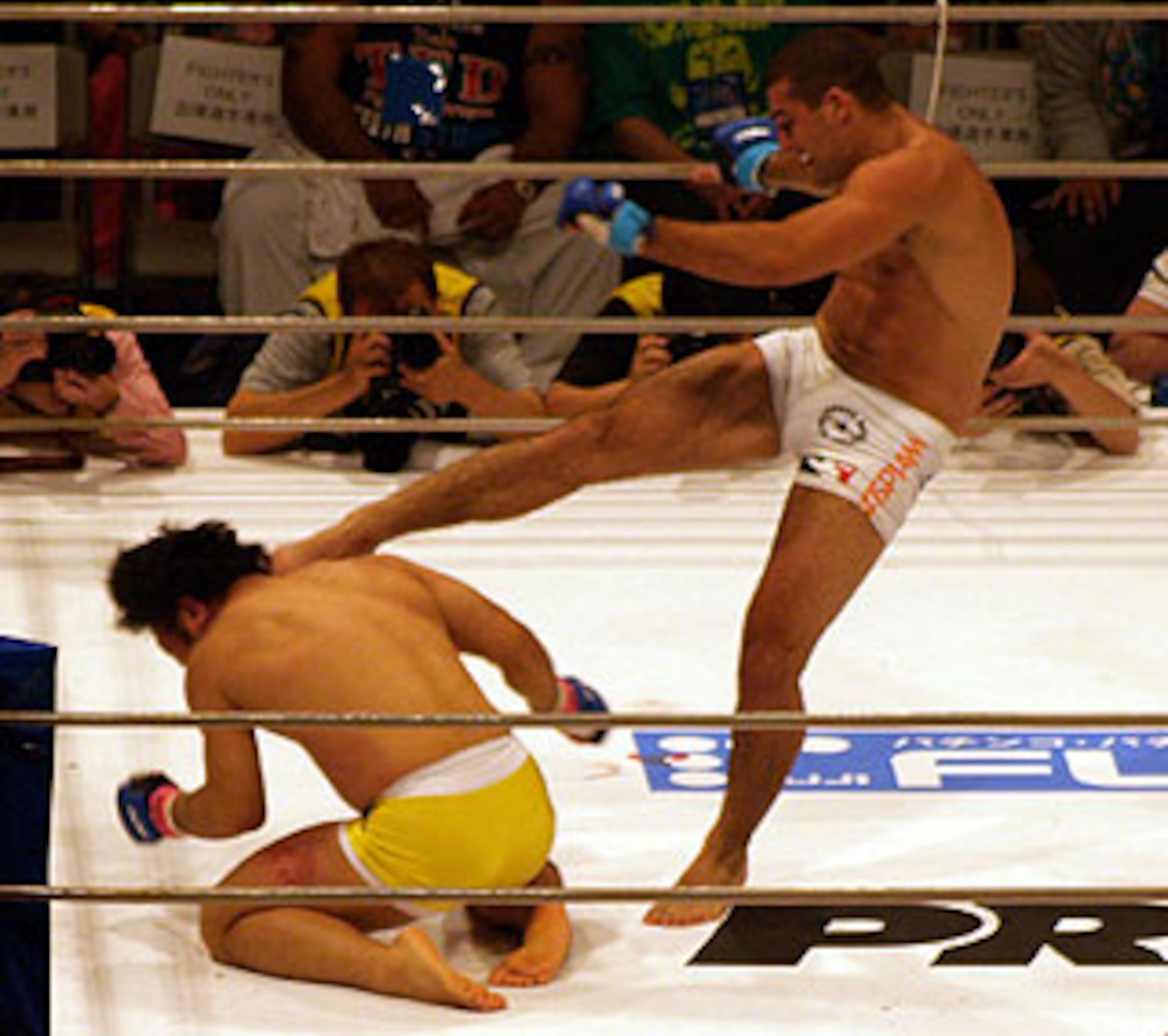 This is the kind of poised, precise attack Rua needs to throw at Jones