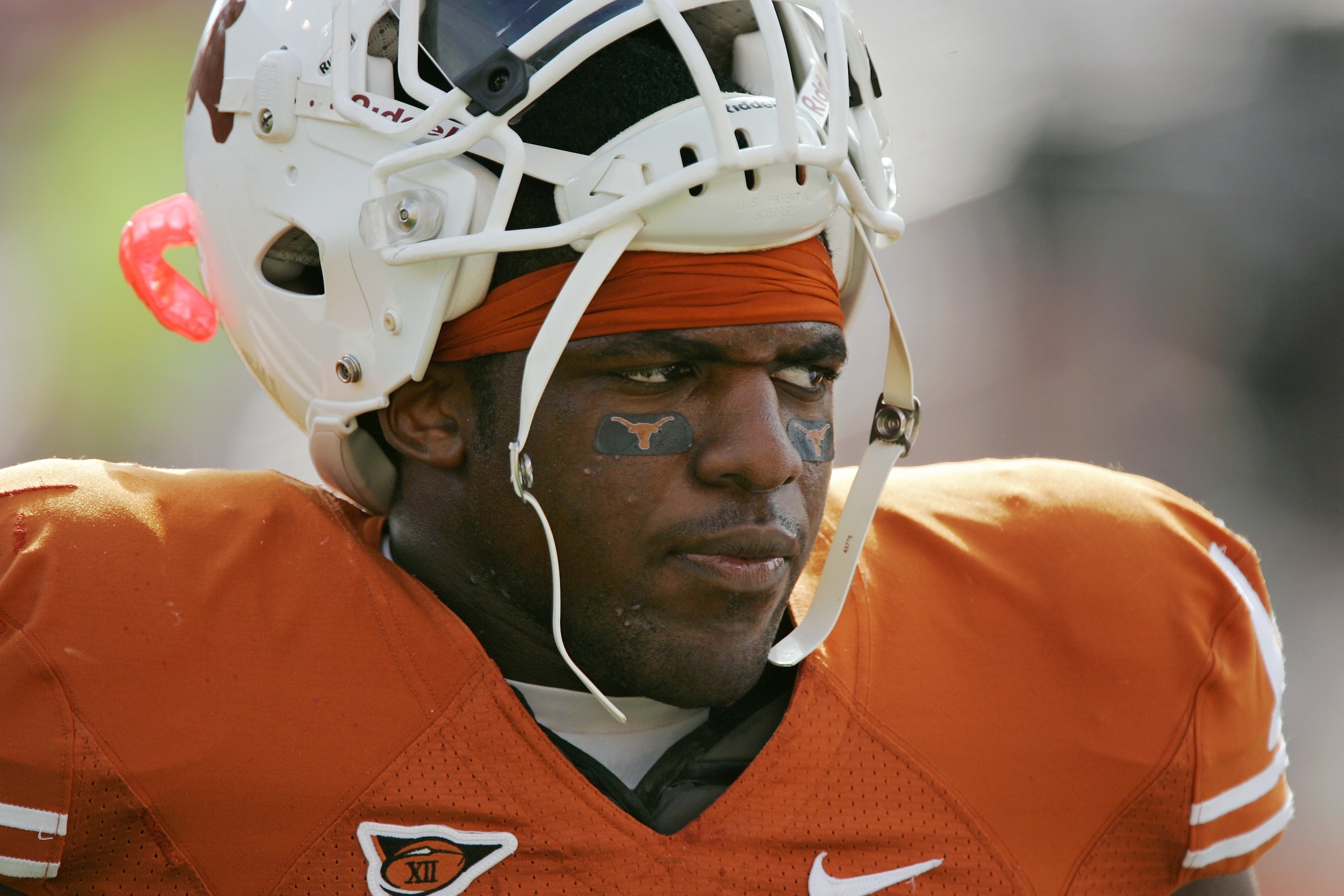 AUSTIN, TX - NOVEMBER 07:  Linebacker Emmanuel Acho #18 of the Texas Longhorns prepares for a game against the UCF Knights on November 7, 2009 at Darrell K Royal - Texas Memorial Stadium in Austin, Texas.  Texas won 35-3.  (Photo by Brian Bahr/Getty Image