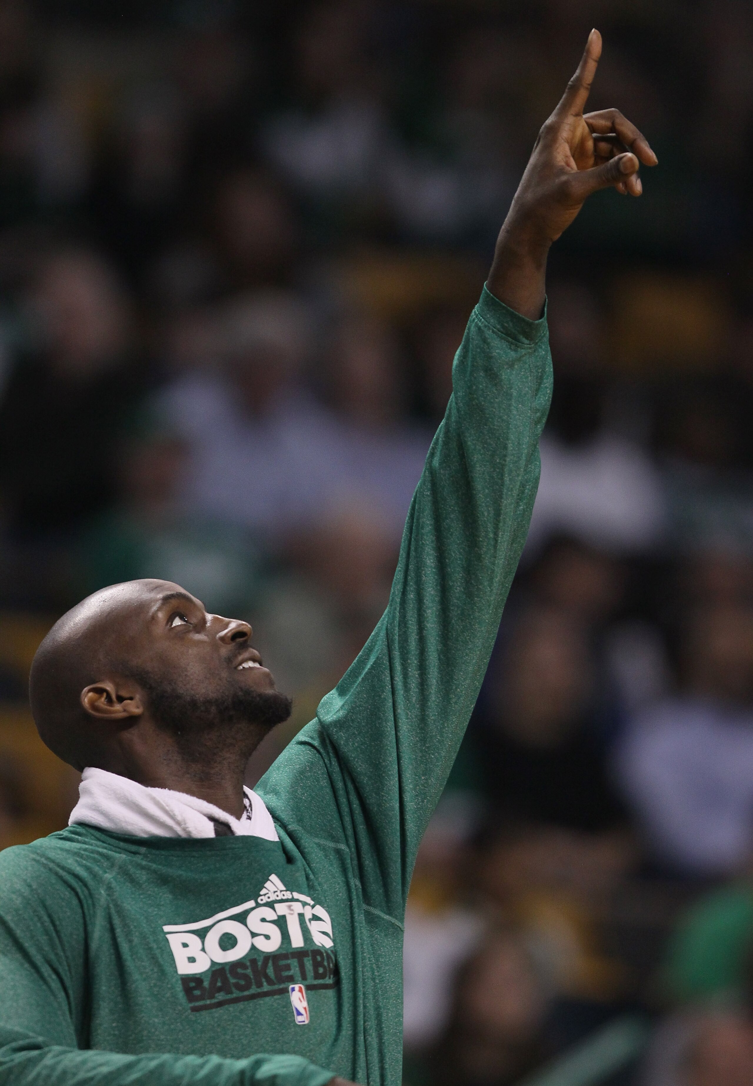 BOSTON, MA - MARCH 16:  Kevin Garnett #5 of the Boston Celtics celebrates the win over the Indiana Pacers on March 16, 2011 at the TD Garden in Boston, Massachusetts. The Celtics defeated the Indiana Pacers 92-80. NOTE TO USER: User expressly acknowledges