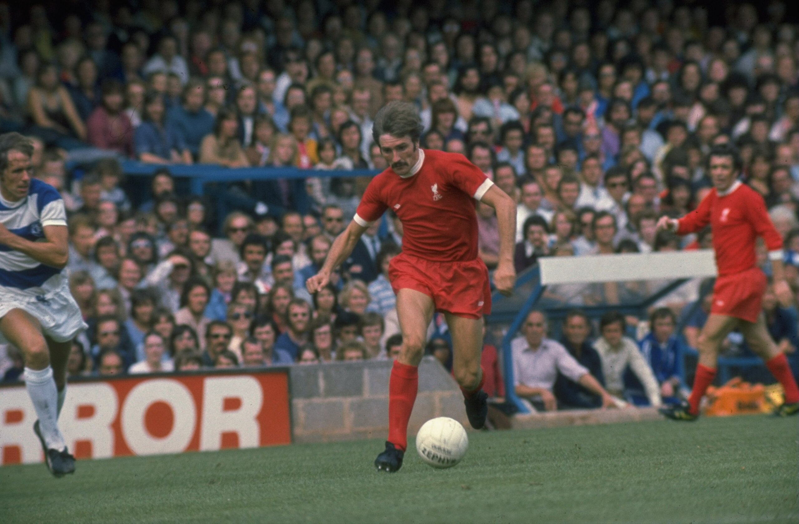 1975: Steve Heighway of Liverpool in action during the match against Queens Park Rangers at Loftus Road, London. \ Mandatory Credit: Allsport UK /Allsport 1975: Steve Heighway of Liverpool in action during the match against Queens Park Rangers at Loftus Road, London. \ Mandatory Credit: Allsport UK /Allsport