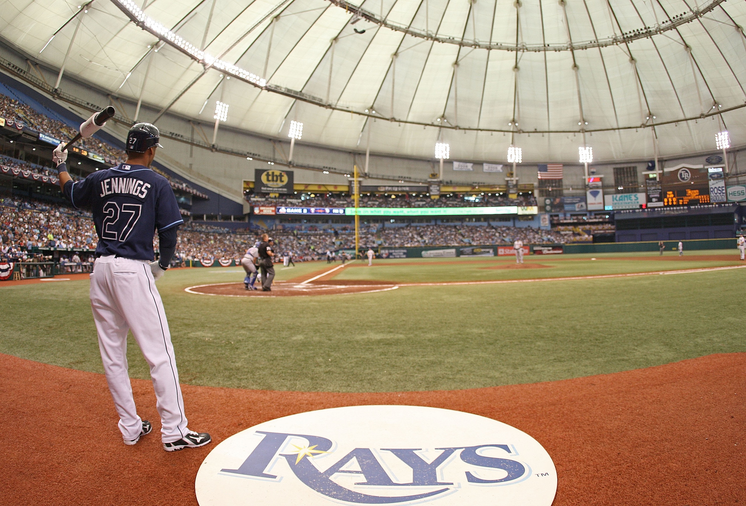 ST PETERSBURG, FL - OCTOBER 07: Desmond Jennings #27 the Tampa Bay Rays waits on deck during Game 2 of the ALDS against the Texas Rangers at Tropicana Field on October 7, 2010 in St. Petersburg, Florida.  (Photo by Mike Ehrmann/Getty Images)