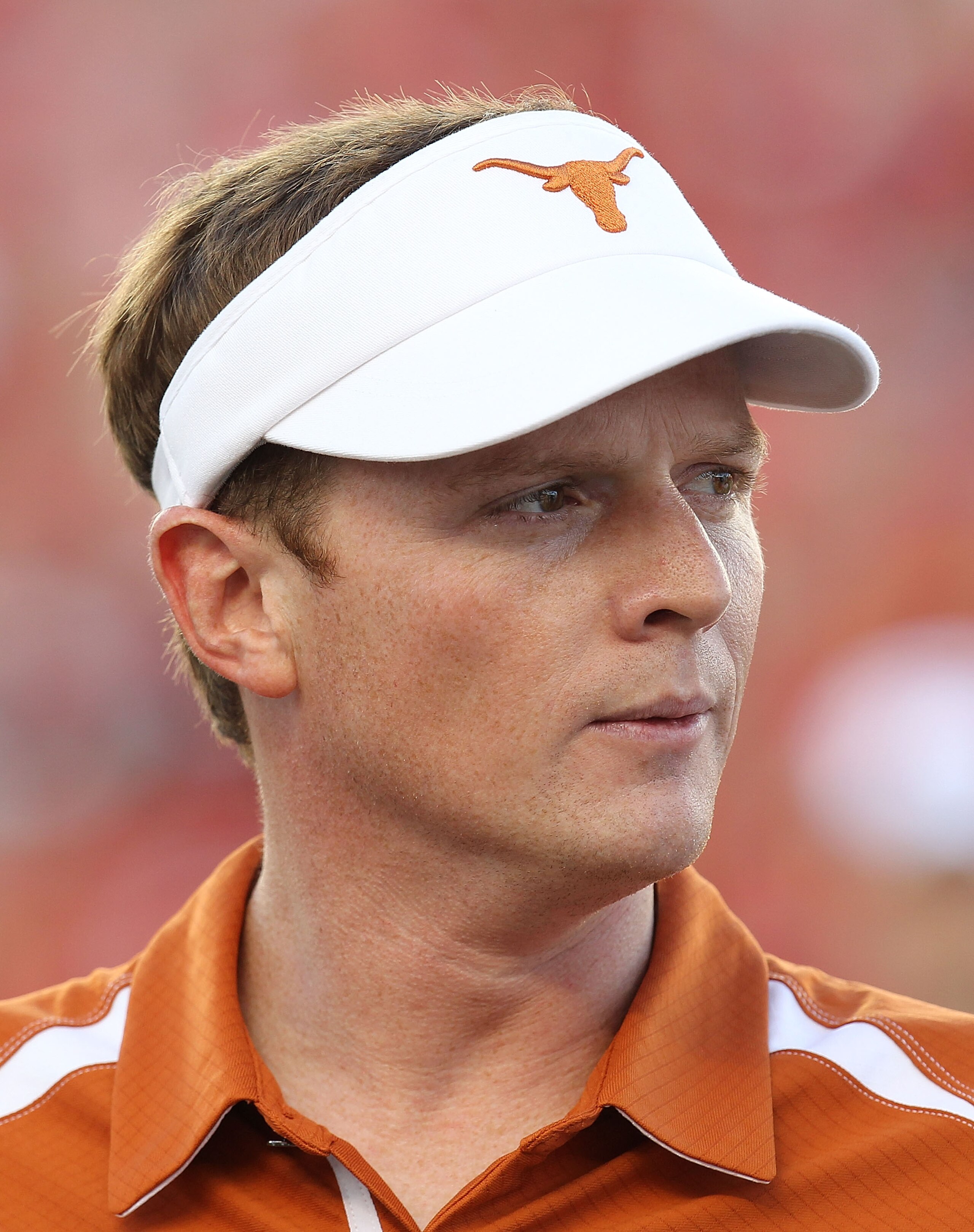 LUBBOCK, TX - SEPTEMBER 18: Assistant head coach Major Applewhite of the Texas Longhorns at Jones AT&T Stadium on September 18, 2010 in Lubbock, Texas. (Photo by Ronald Martinez/Getty Images) LUBBOCK, TX - SEPTEMBER 18: Assistant head coach Major Applewhite of the Texas Longhorns at Jones AT&T Stadium on September 18, 2010 in Lubbock, Texas. (Photo by Ronald Martinez/Getty Images)