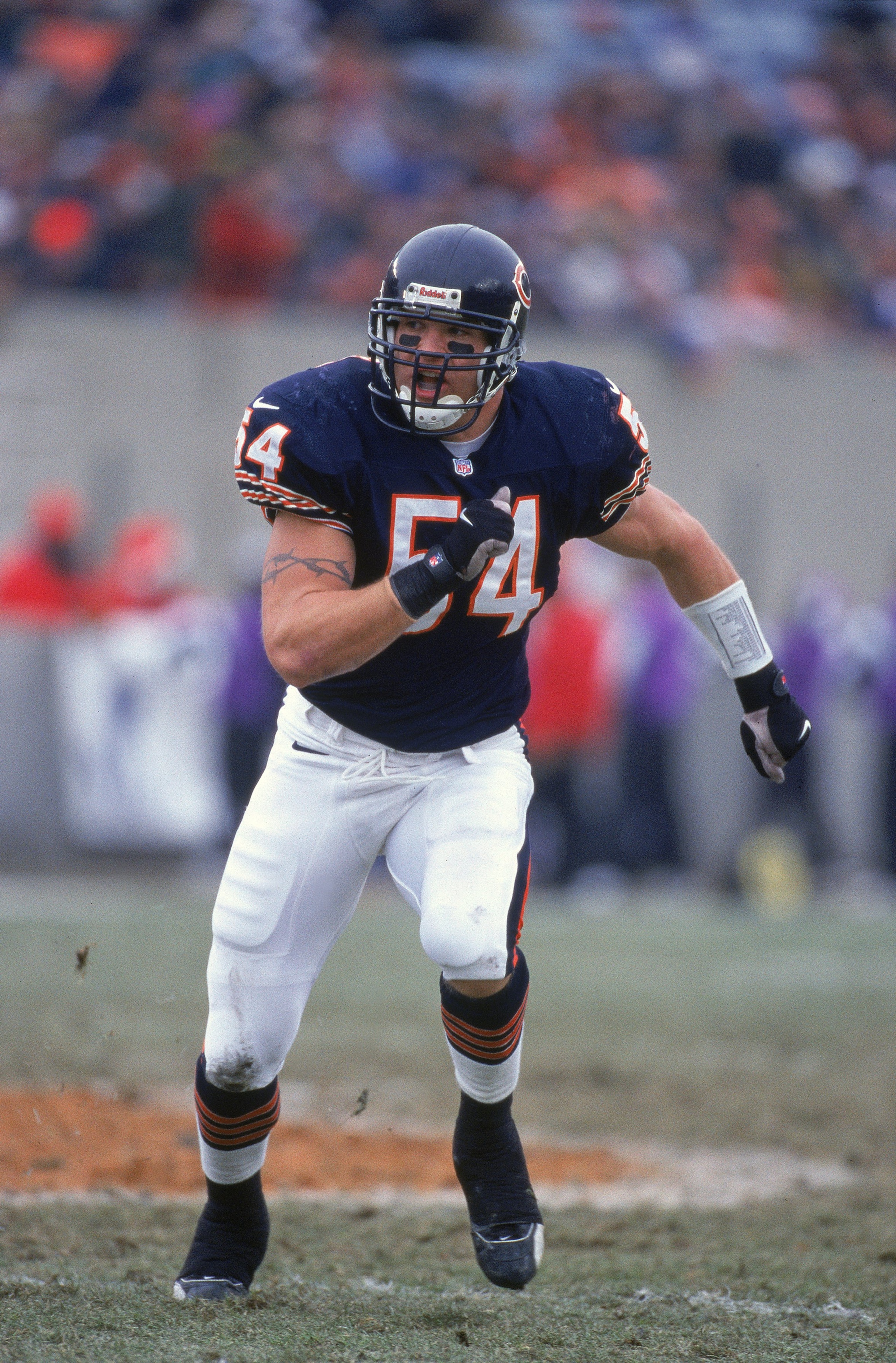 10 Dec 2000:  Brian Urlacher #54 of the New England Patriots moves on the field during the game against the Chicago Bears at Soldier Field in Chicago, Illinois. The Bears defeated the Patriots 24-17.Mandatory Credit: Jonathan Daniel  /Allsport