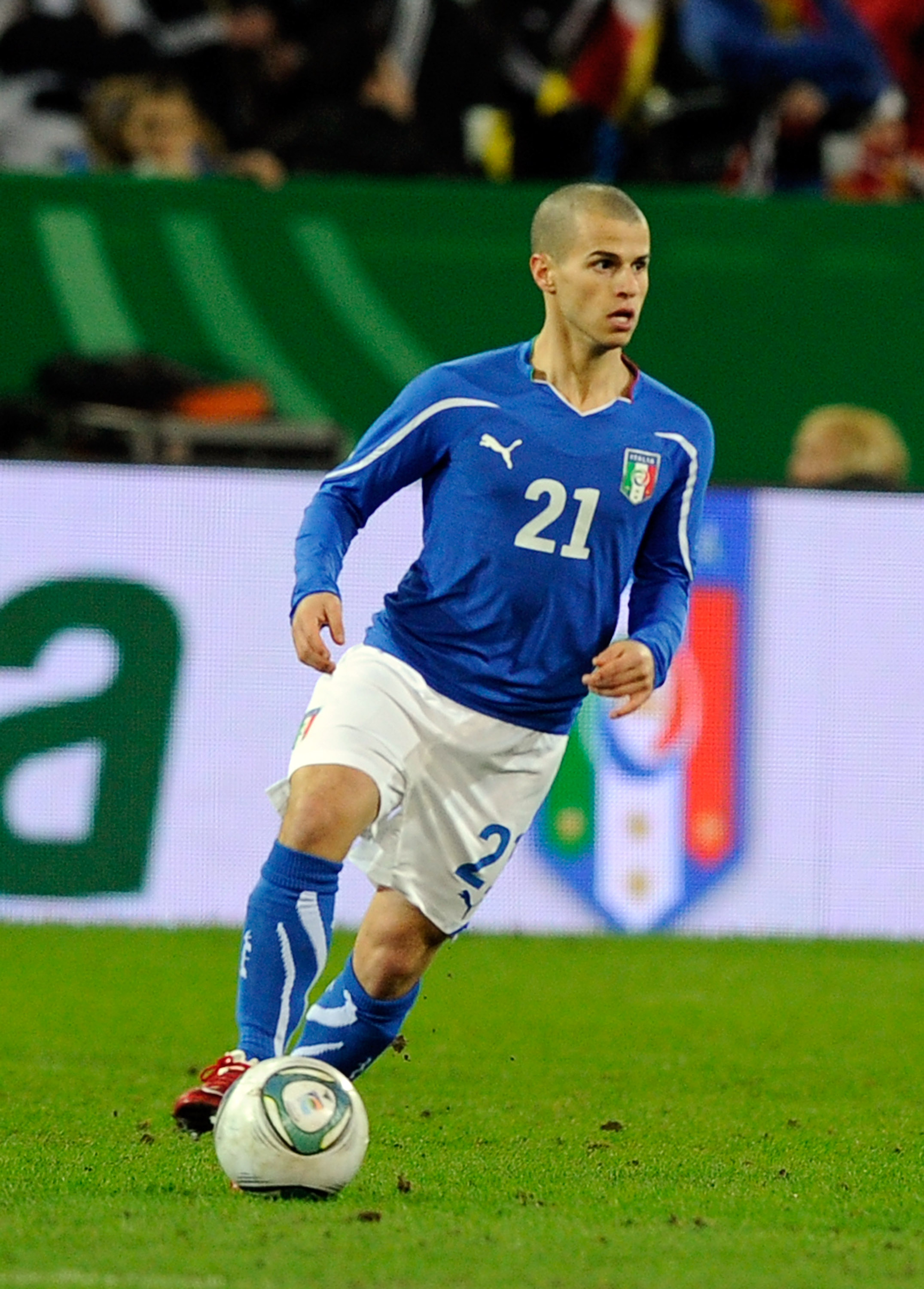 DORTMUND, GERMANY - FEBRUARY 09:  Sebastian Giovinco of Italy runs with the ball during the International Friendly match between Germany and Italy on February 9, 2011 in Dortmund, Germany.  (Photo by Claudio Villa/Getty Images)