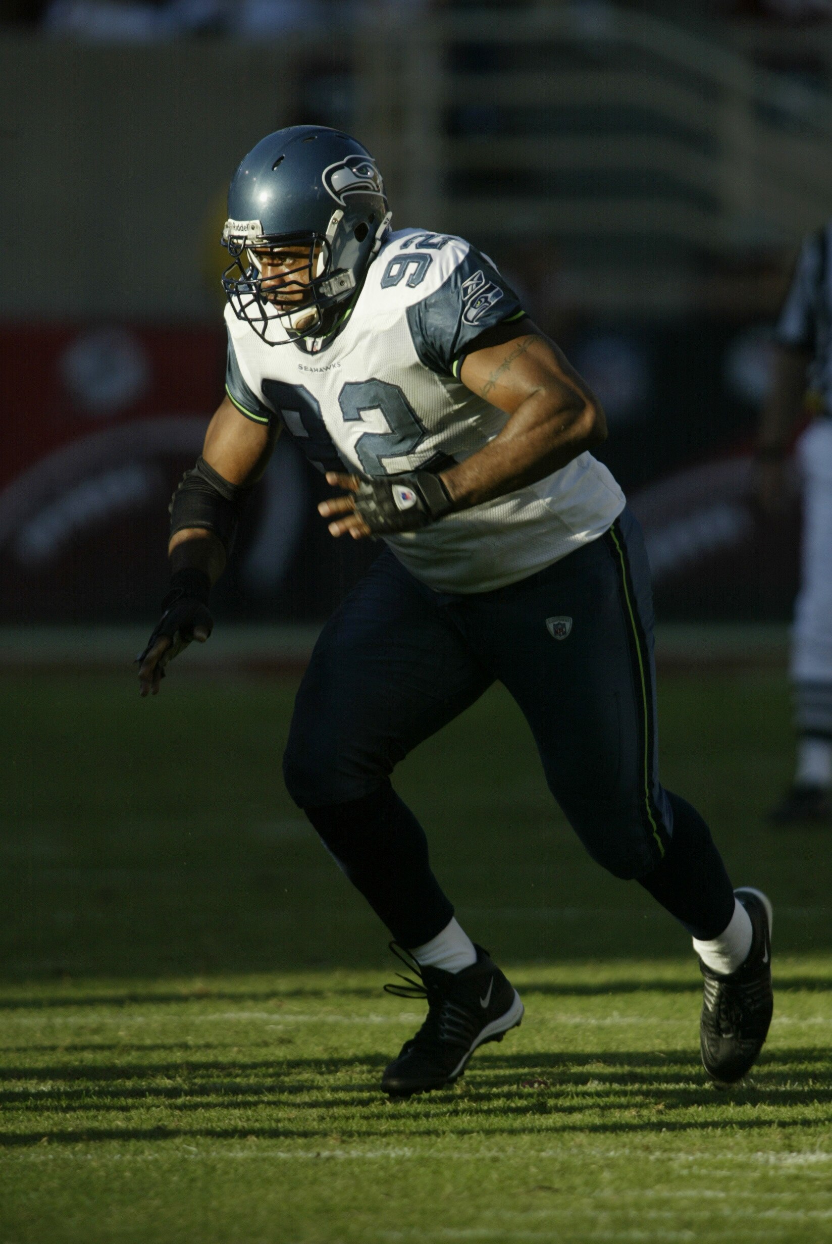 TEMPE, AZ - NOVEMBER 10:  Defensive end Lamar King #92 of the Seattle Seahawks rushes the quarterback during the NFL game against the Arizona Cardinals on November 10, 2002 at Sun Devil Stadium in Tempe, Arizona.  The Seahawks won 27-6. (Photo by Stephen