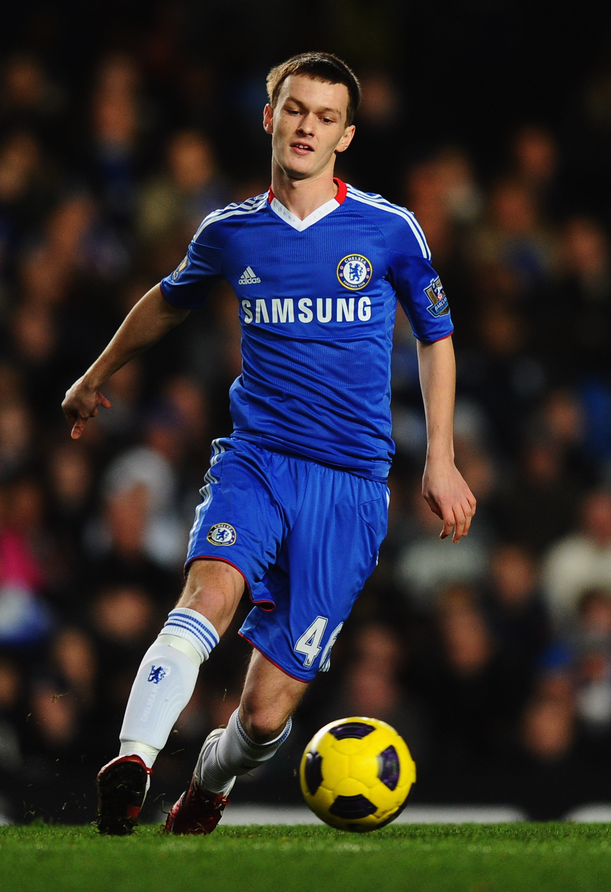LONDON, ENGLAND - JANUARY 15:  Josh McEachran of Chelsea in action during the Barclays Premier League match between Chelsea and Blackburn Rovers at Stamford Bridge on January 15, 2011 in London, England.  (Photo by Mike Hewitt/Getty Images)