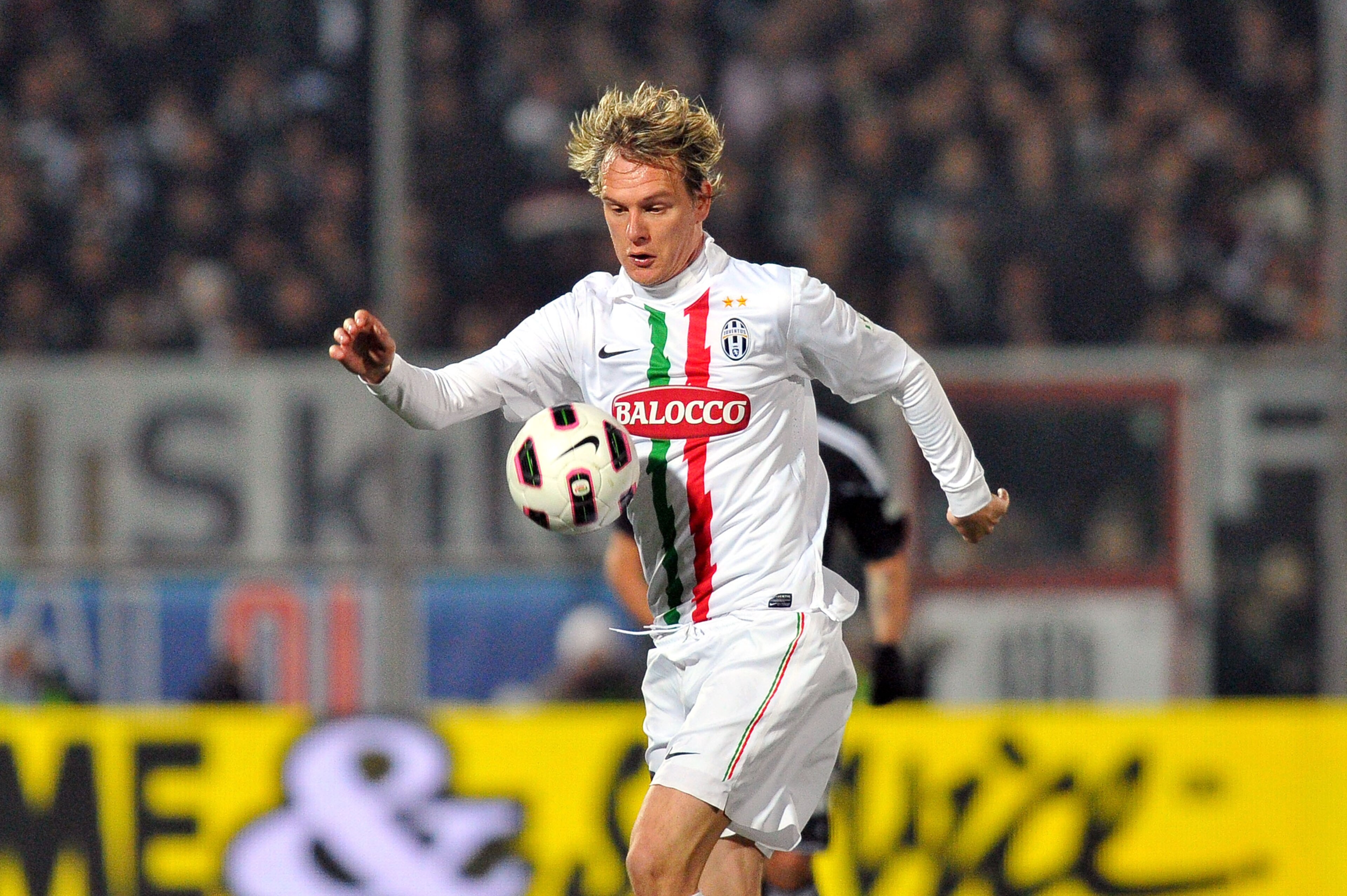 CESENA, ITALY - MARCH 12:  Milos Krasic of Juventus in action during the Serie A match between AC Cesena and Juventus FC at Dino Manuzzi Stadium on March 12, 2011 in Cesena, Italy.  (Photo by Roberto Serra/Getty Images)