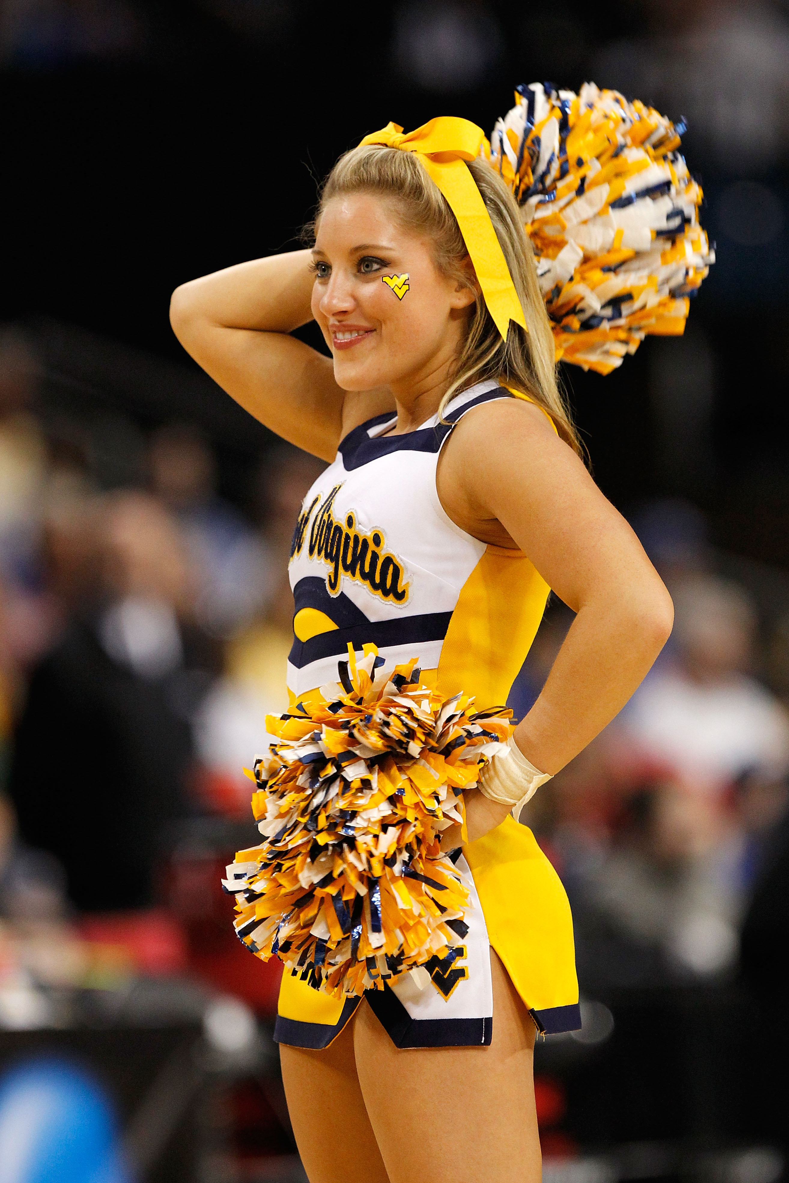 The 25 Hottest Cheerleaders In The 2011 Ncaa Tournament -3641