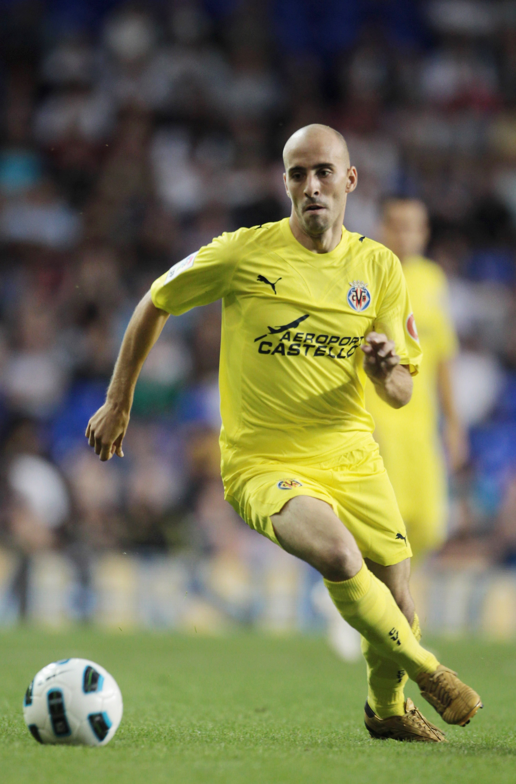 LONDON, ENGLAND - JULY 29:  Borja Valero of  Villarreal during a Pre-Season Friendly between Tottenham Hotspur and  Villarreal at White Hart Lane on July 29, 2010 in London, England.  (Photo by Phil Cole/Getty Images)