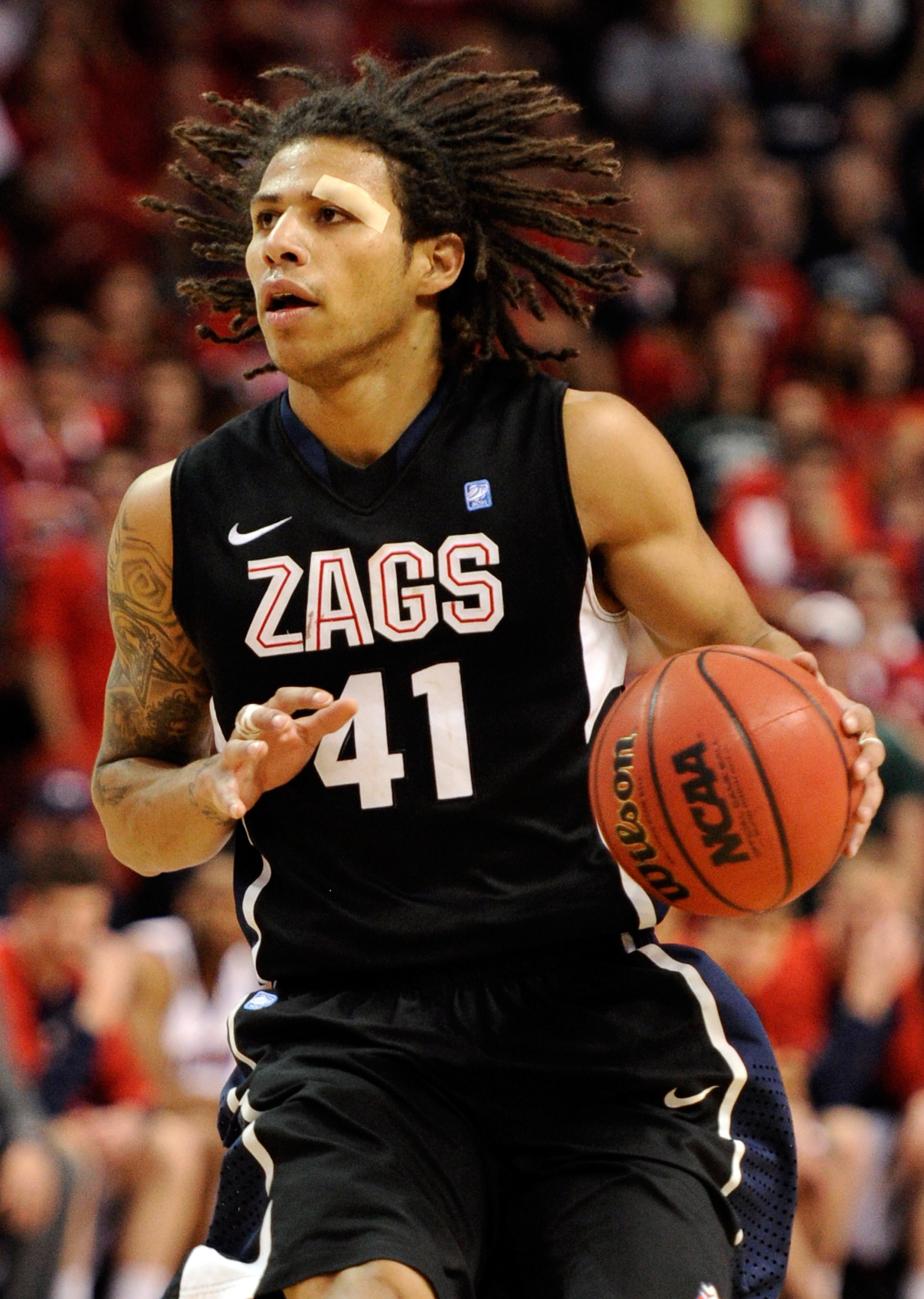 LAS VEGAS, NV - MARCH 07: Steven Gray #41 of the Gonzaga Bulldogs brings the ball up the court against the Saint Mary's Gaels during the championship game of the Zappos.com West Coast Conference Basketball tournament at the Orleans Arena March 7, 2011 i LAS VEGAS, NV - MARCH 07: Steven Gray #41 of the Gonzaga Bulldogs brings the ball up the court against the Saint Mary's Gaels during the championship game of the Zappos.com West Coast Conference Basketball tournament at the Orleans Arena March 7, 2011 i