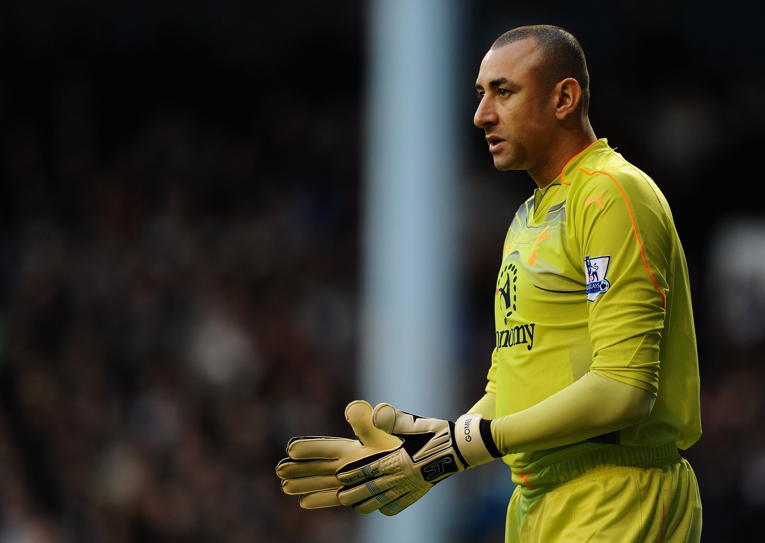 LONDON, ENGLAND - FEBRUARY 05:  Heurelho Gomes of Tottenham Hotspur looks on during the Barclays Premier League match between Tottenham Hotspur and Bolton Wanderers at White Hart Lane on February 5, 2011 in London, England.  (Photo by Mike Hewitt/Getty Im