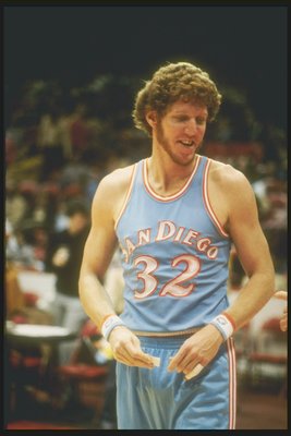 1980:  Center Bill Walton of the San Diego Clippers stands on the court during a game against the Chicago Bulls at Chicago Stadium in Chicago, Illinois.  Mandatory Credit: Jonathan Daniel  /Allsport