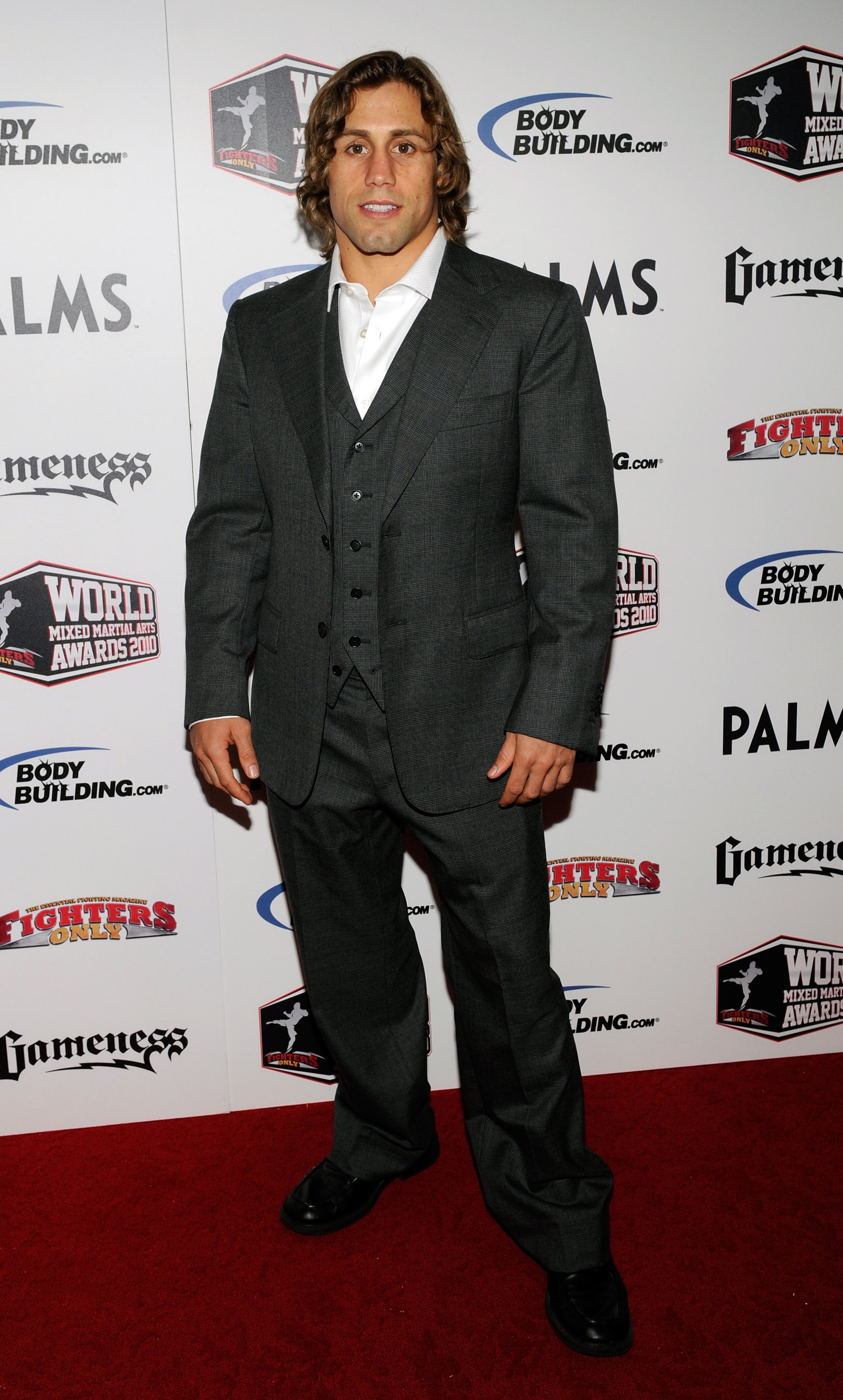 LAS VEGAS, NV - DECEMBER 01:  Mixed martial artist Urijah Faber arrives at the third annual Fighters Only World Mixed Martial Arts Awards 2010 at the Palms Casino Resort December 1, 2010 in Las Vegas, Nevada.  (Photo by Ethan Miller/Getty Images)