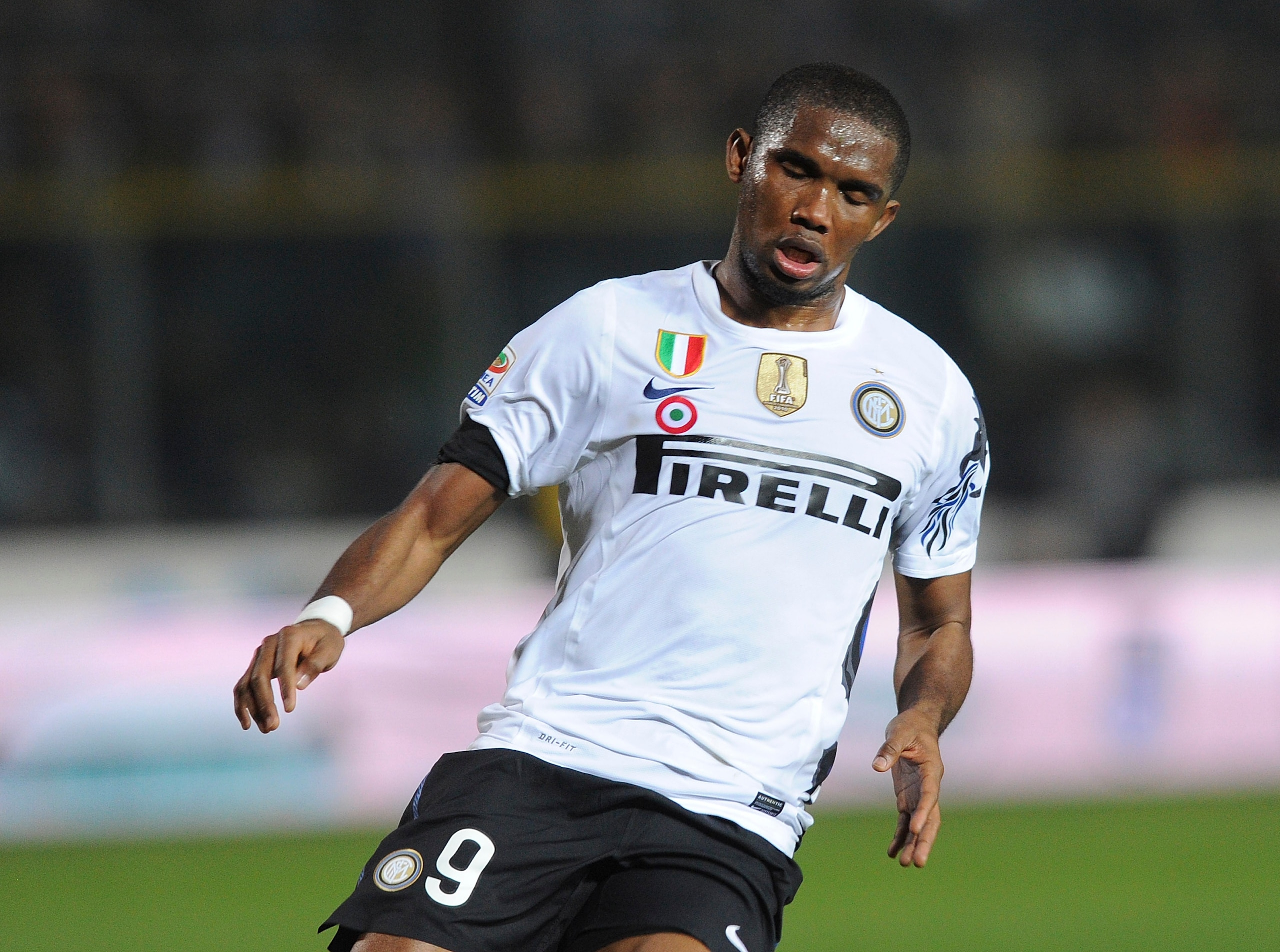 BRESCIA, ITALY - MARCH 11:  Samuel Eto'o of Inter looks on during the Serie A match between Brescia Calcio and FC Internazionale Milano at Mario Rigamonti Stadium on March 11, 2011 in Brescia, Italy.  (Photo by Dino Panato/Getty Images)