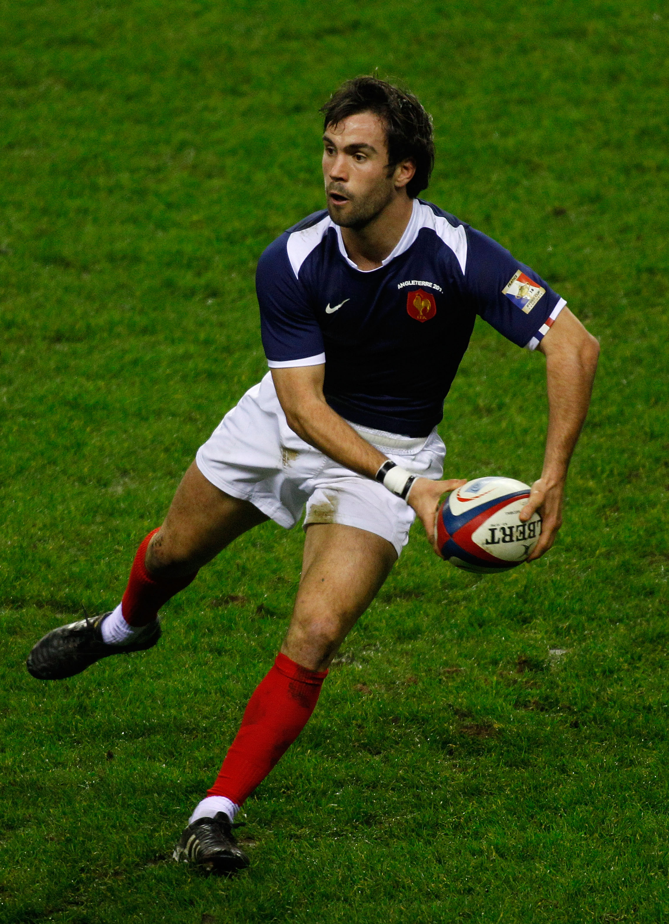 LONDON, ENGLAND - FEBRUARY 26:  France player Morgan Parra in action during the RBS Six Nations Championship match between England and France at Twickenham Stadium on February 26, 2011 in London, England.  (Photo by Stu Forster/Getty Images)