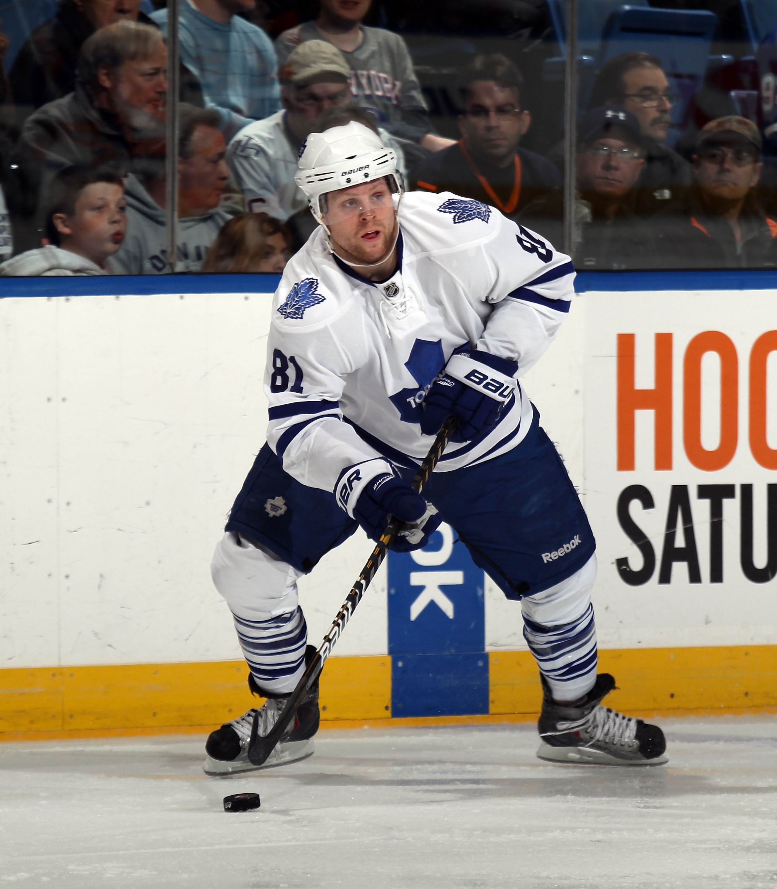 UNIONDALE, NY - MARCH 08:  Phil Kessel #81 of the Toronto Maple Leafs skates against the New York Islanders at the Nassau Coliseum on March 8, 2011 in Uniondale, New York. The Islanders defeated the Leafs 4-3 in overtime.  (Photo by Bruce Bennett/Getty Im