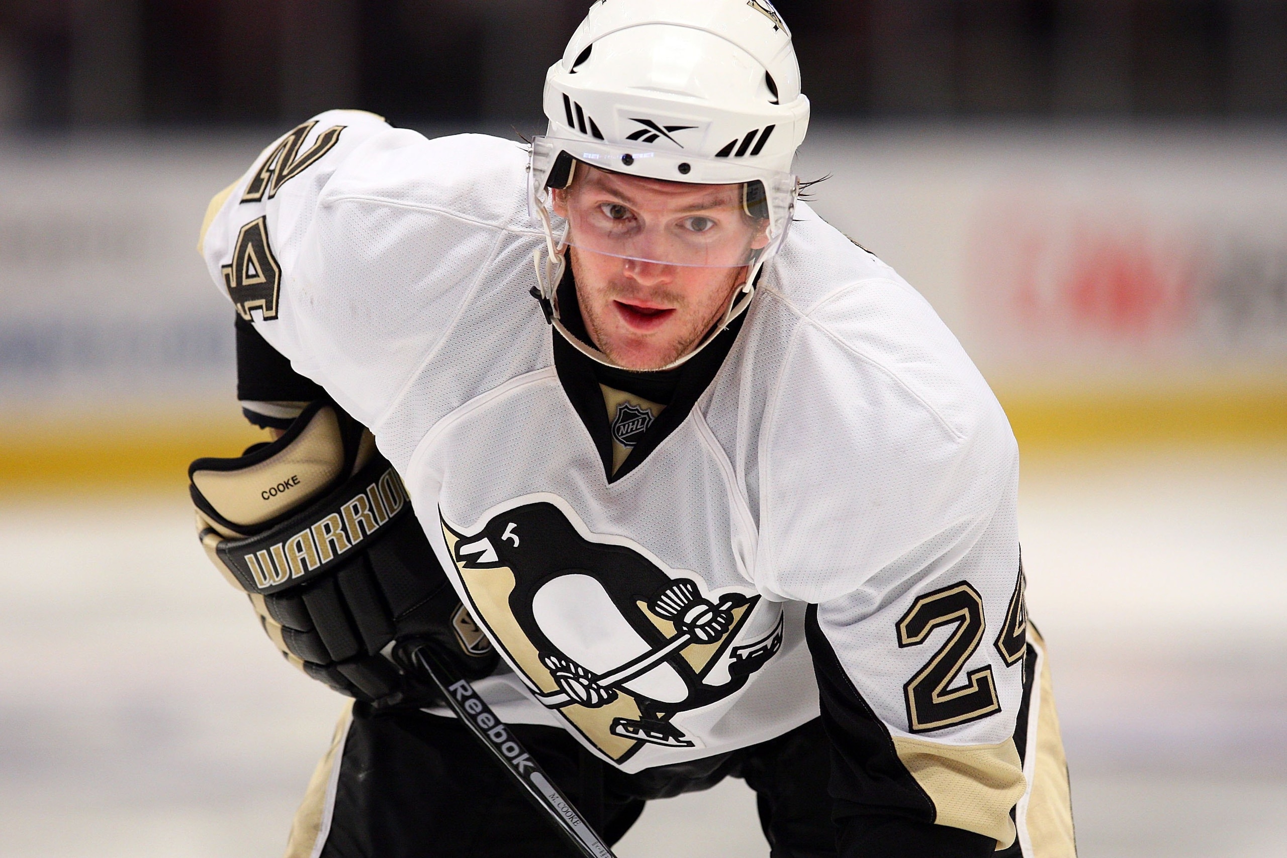 NEW YORK - JANUARY 25:  Matt Cooke #24 of the Pittsburgh Penguins skates against the New York Rangers on January 25, 2010 at Madison Square Garden in New York City. Penguins defeated the Rangers 4-2.  (Photo by Mike Stobe/Getty Images)