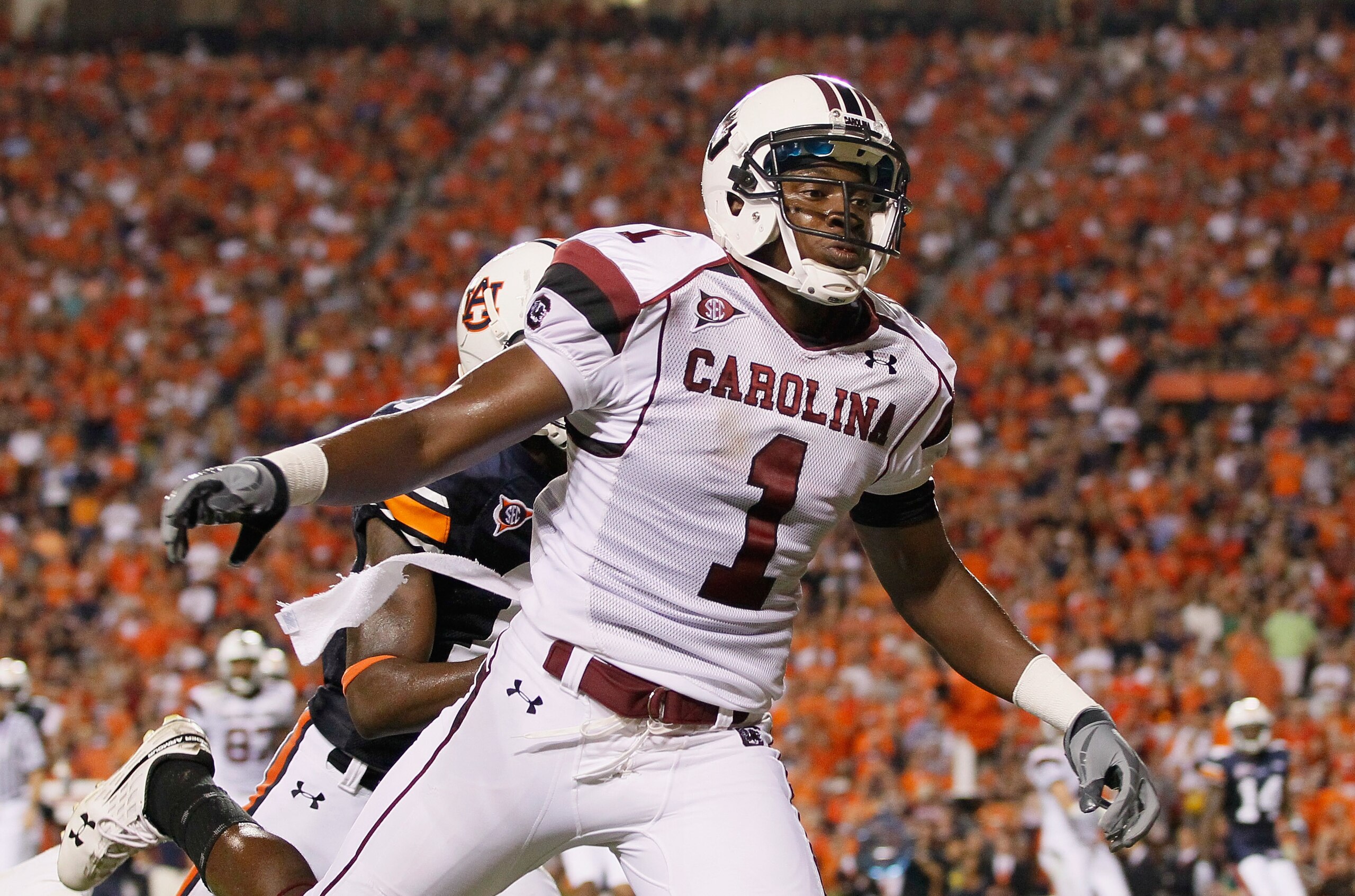 AUBURN, AL - SEPTEMBER 25:  Alshon Jeffery #1 of the South Carolina Gamecocks against the Auburn Tigers at Jordan-Hare Stadium on September 25, 2010 in Auburn, Alabama.  (Photo by Kevin C. Cox/Getty Images)