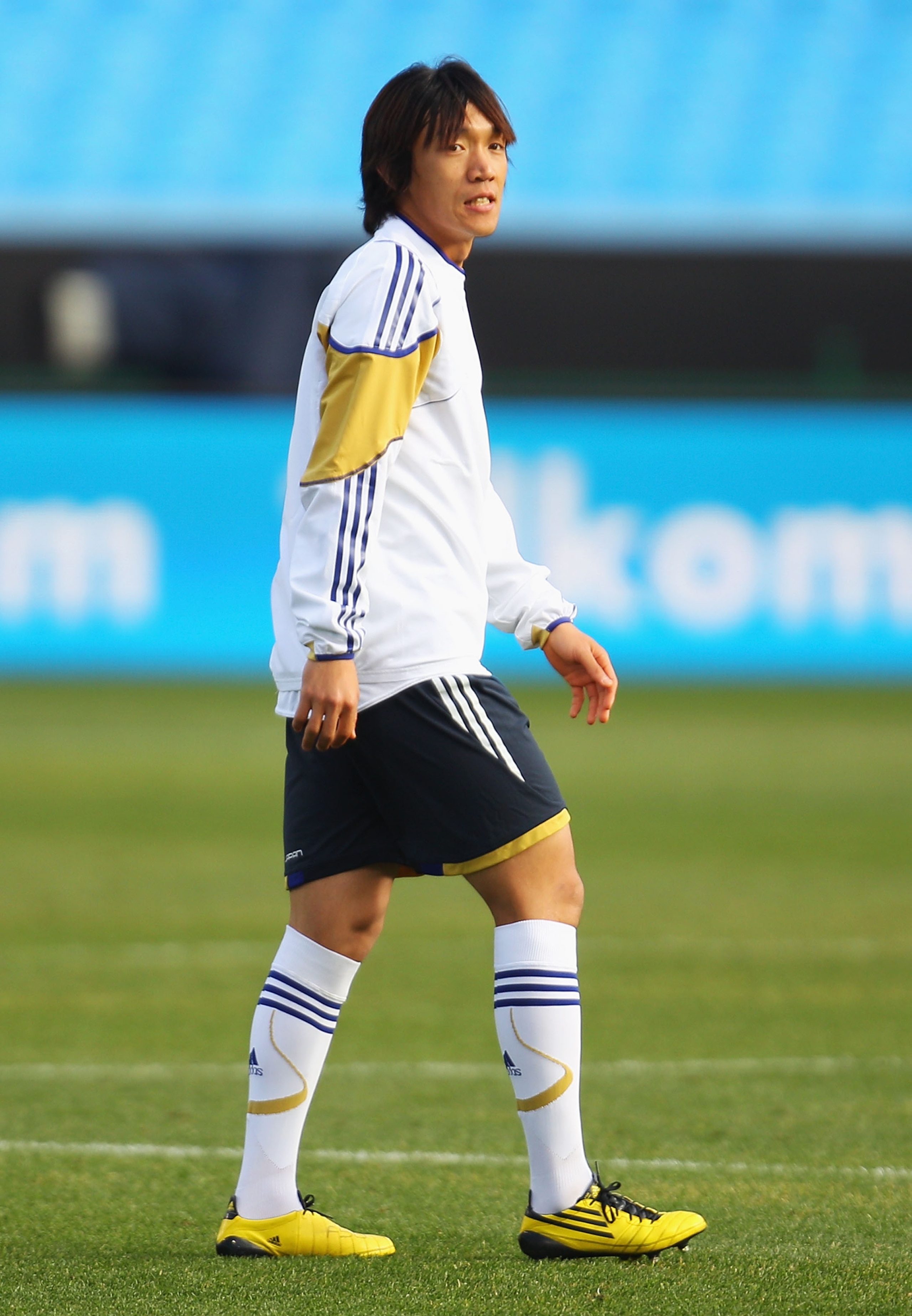 PRETORIA, SOUTH AFRICA - JUNE 28:  Shunsuke Nakamura looks on during a Japan training session ahead of their 2010 World Cup Stage 2 Round of 16 match against Paraguay at Loftus Versfeld Stadium on June 28, 2010 in Pretoria, South Africa.  (Photo by Mark K