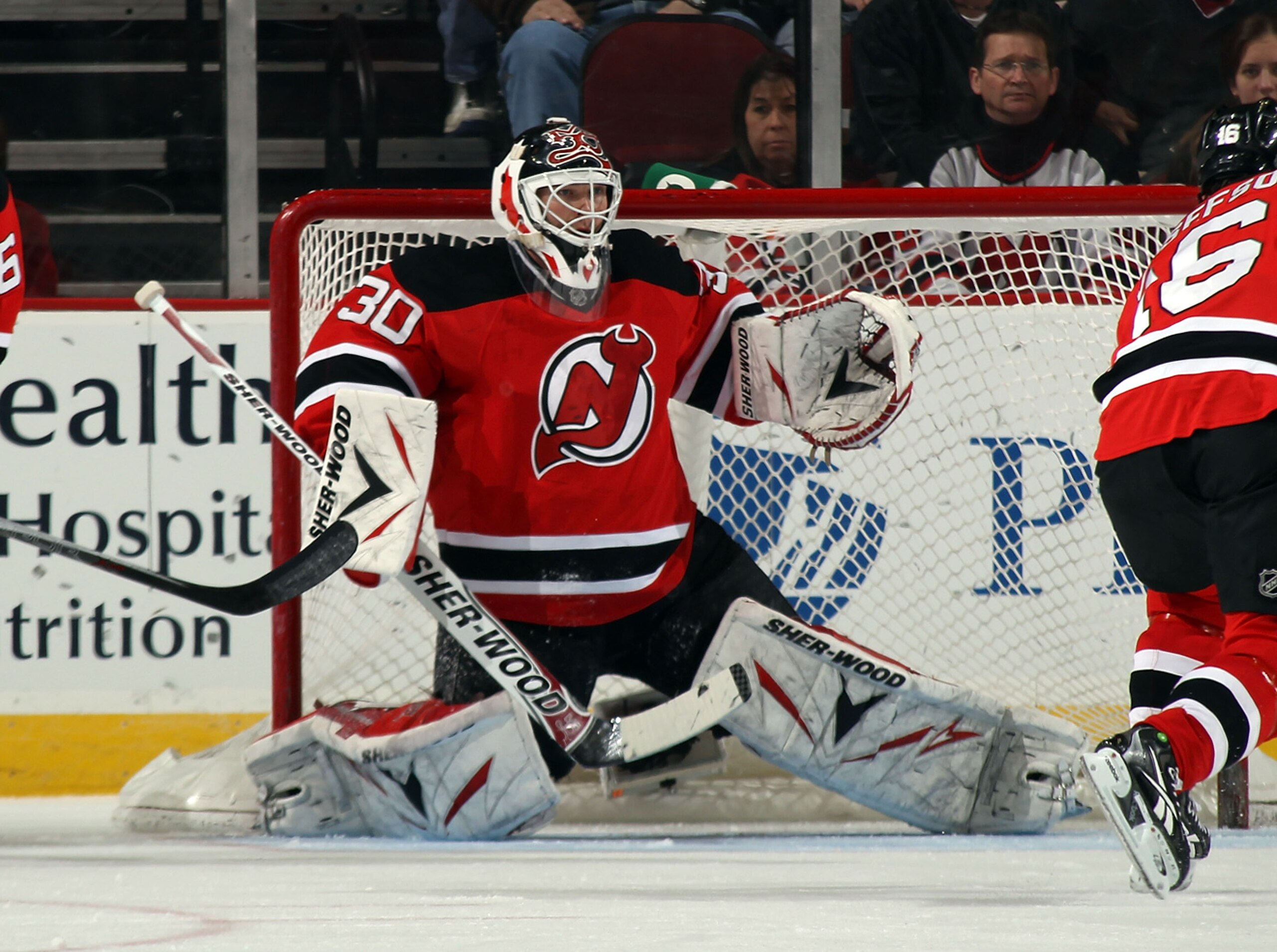 NEWARK, NJ - MARCH 15:  Martin Brodeur #30 of the New Jersey Devils tends net against the Atlanta Thrashers at the Prudential Center on March 15, 2011 in Newark, New Jersey. The Devils defeated the Thrashers 4-2.  (Photo by Bruce Bennett/Getty Images)