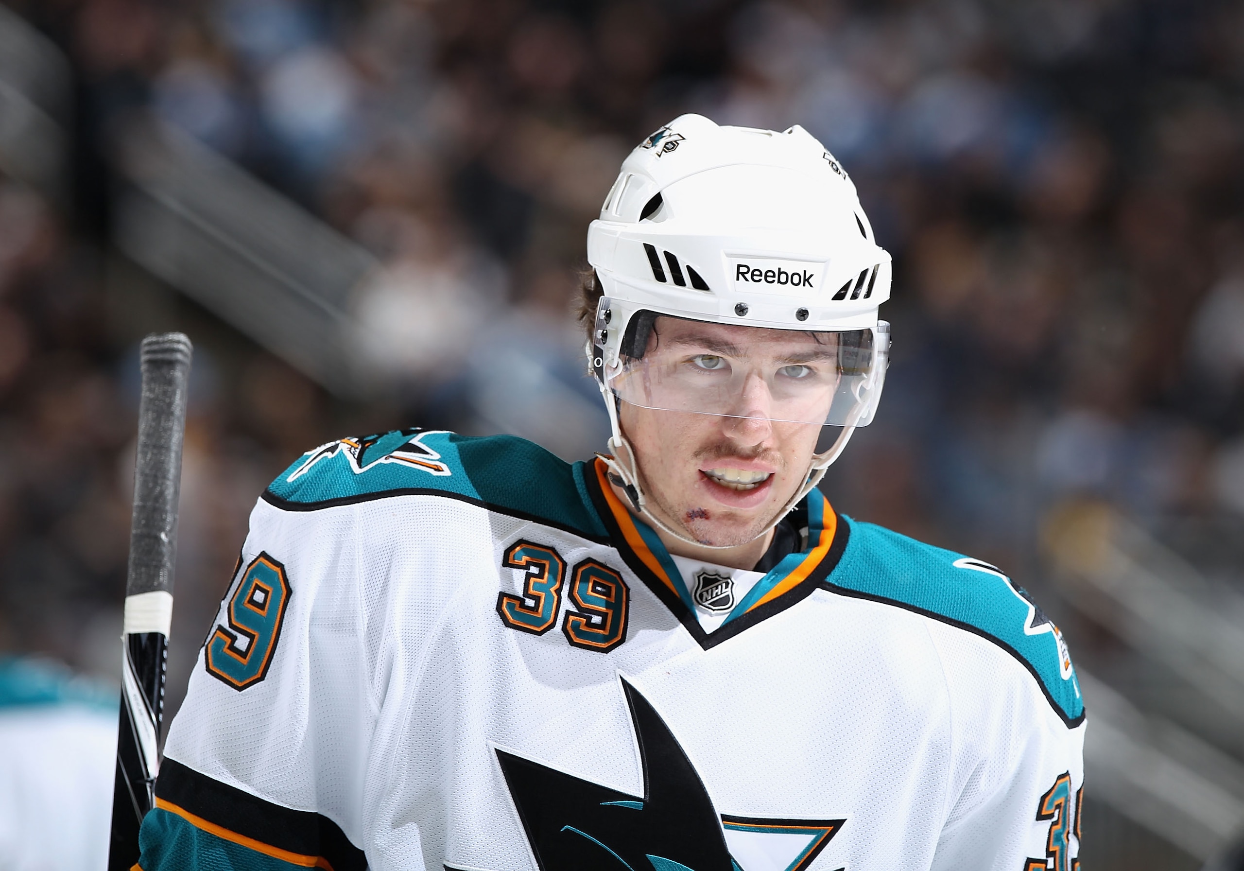 PITTSBURGH, PA - FEBRUARY 23:  Logan Couture #39 of the San Jose Sharks during the NHL game against the Pittsburgh Penguins at Consol Energy Center on February 23, 2011 in Pittsburgh, Pennsylvania. The Sharks defeated the Penguins 3-2 in overtime.  (Photo