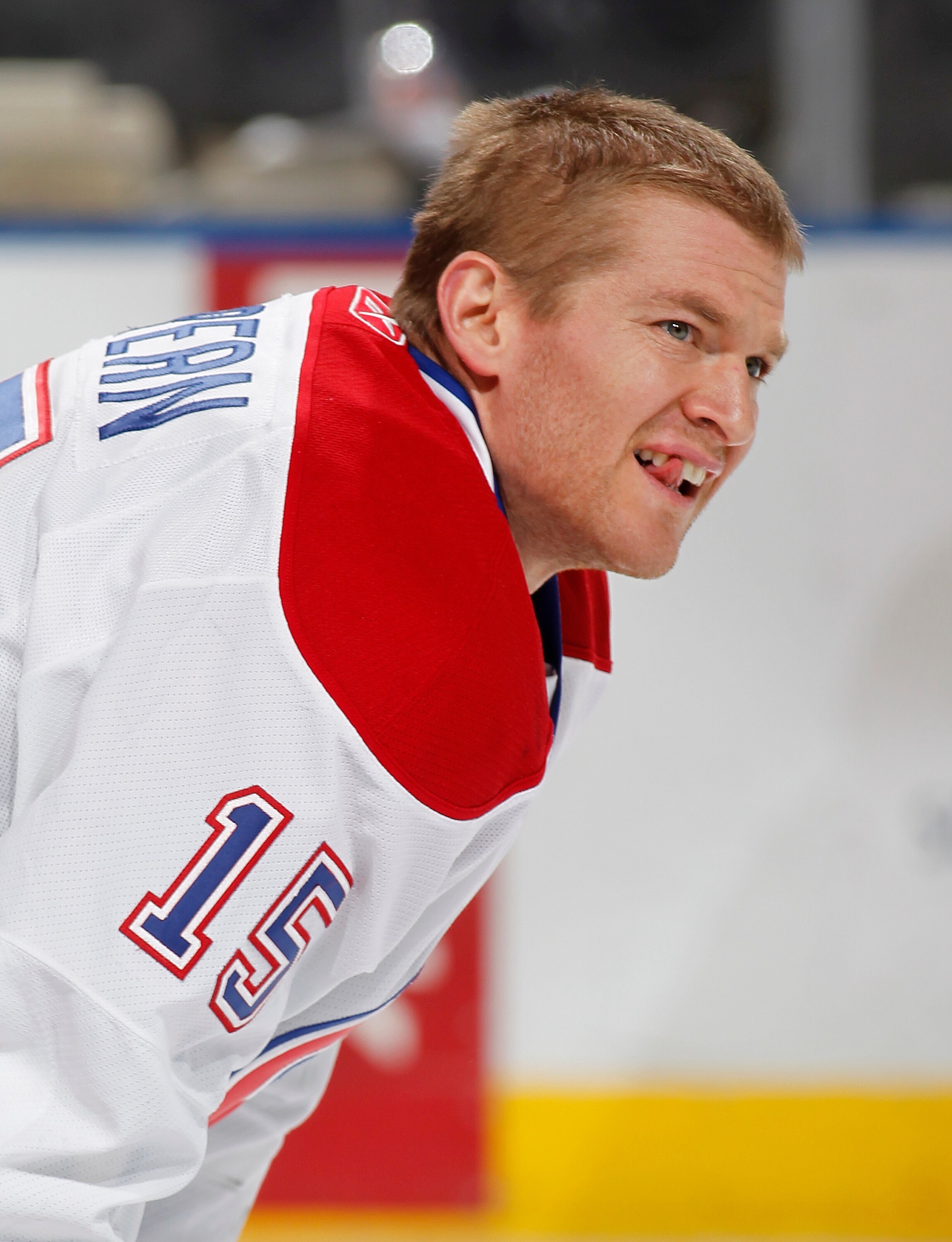 SUNRISE, FL - MARCH 3: Jeff Halpern #15 of the Montreal Canadiens warms up prior to the NHL game against the Florida Panthers on March 3, 2011 at the BankAtlantic Center in Sunrise, Florida. The Canadiens defeated the Panthers 4-0. (Photo by Joel Auerbach SUNRISE, FL - MARCH 3: Jeff Halpern #15 of the Montreal Canadiens warms up prior to the NHL game against the Florida Panthers on March 3, 2011 at the BankAtlantic Center in Sunrise, Florida. The Canadiens defeated the Panthers 4-0. (Photo by Joel Auerbach