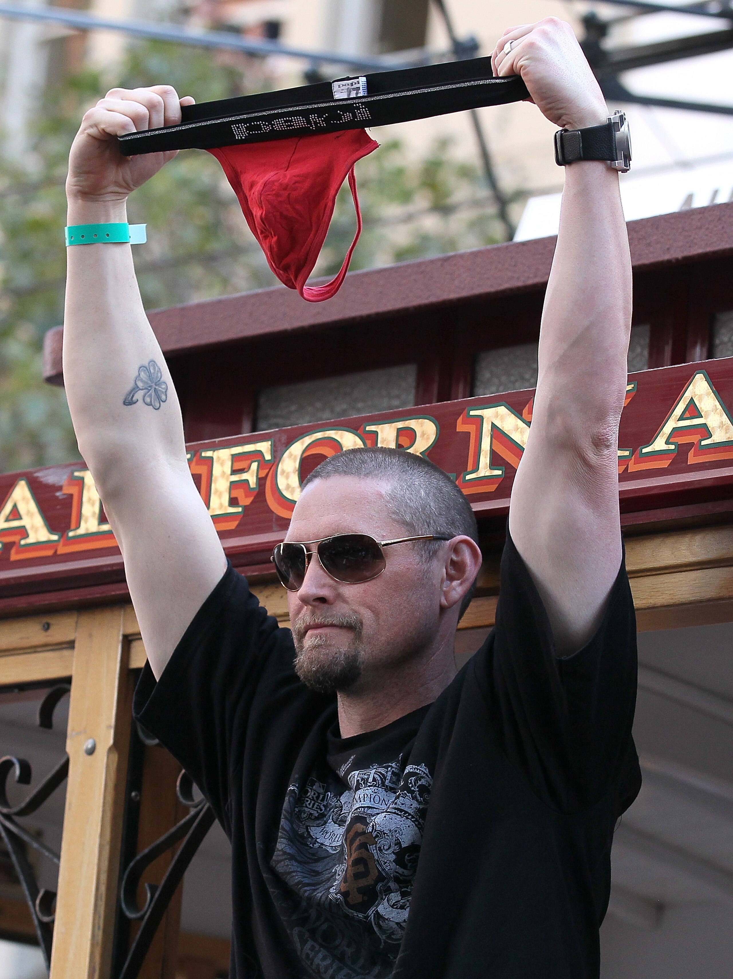 SAN FRANCISCO - NOVEMBER 03:  Aubrey Huff of the San Francisco Giants celebrates during the Giants' vicotry parade on November 3, 2010 in San Francisco, California. Thousands of Giants fans lined the streets of San Francisco to watch the San Francisco Gia