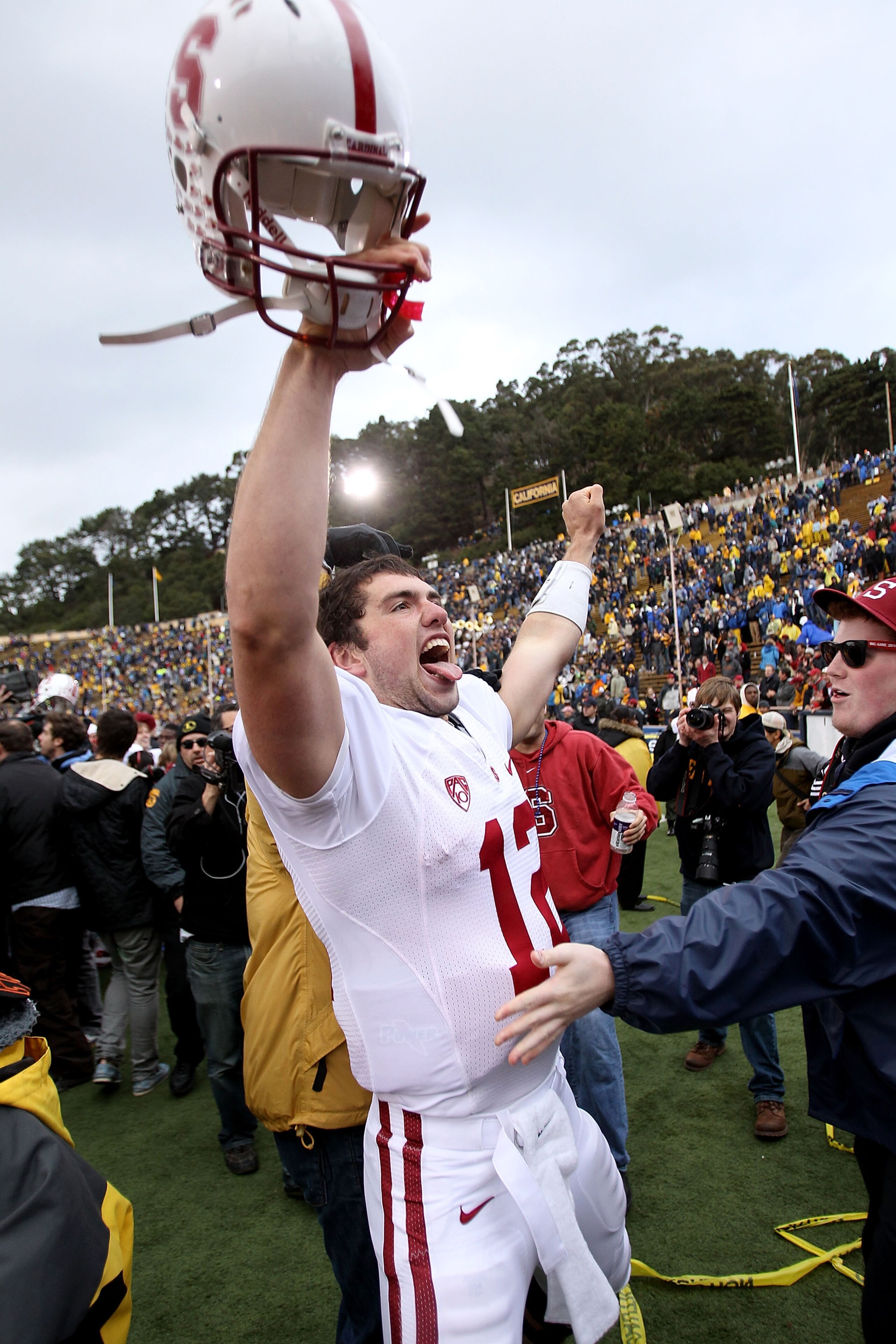 BERKELEY, CA - NOVEMBER 20:  Andrew Luck #12 of the Stanford Cardinal celebrates after beating the California Golden Bears at California Memorial Stadium on November 20, 2010 in Berkeley, California.  (Photo by Ezra Shaw/Getty Images)