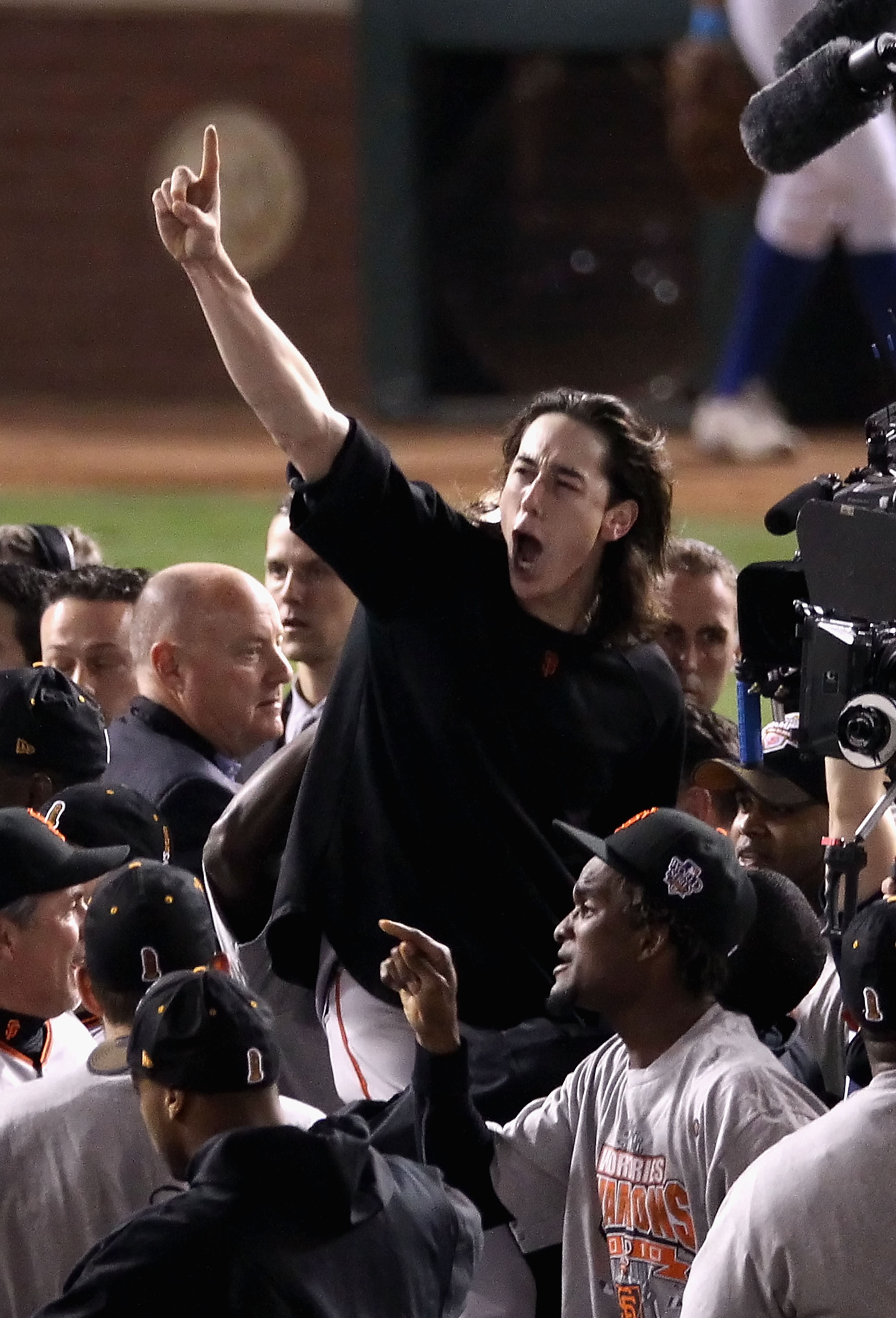 ARLINGTON, TX - NOVEMBER 01:  Pitcher Tim Lincecum #55 of the San Francisco Giants and teammates celebrate defeating the Texas Rangers 3-1 to win the 2010 MLB World Series at Rangers Ballpark in Arlington on November 1, 2010 in Arlington, Texas.  (Photo b