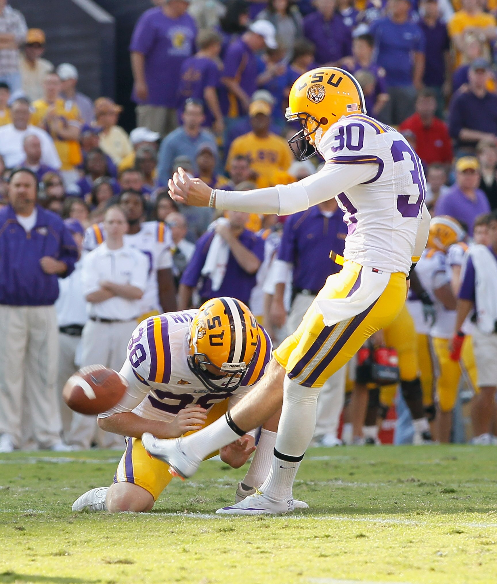 BATON ROUGE, LA - NOVEMBER 20:  Josh Jasper #30 of the Louisiana State University Tigers against the Ole Miss Rebels at Tiger Stadium on November 20, 2010 in Baton Rouge, Louisiana.  (Photo by Kevin C. Cox/Getty Images)