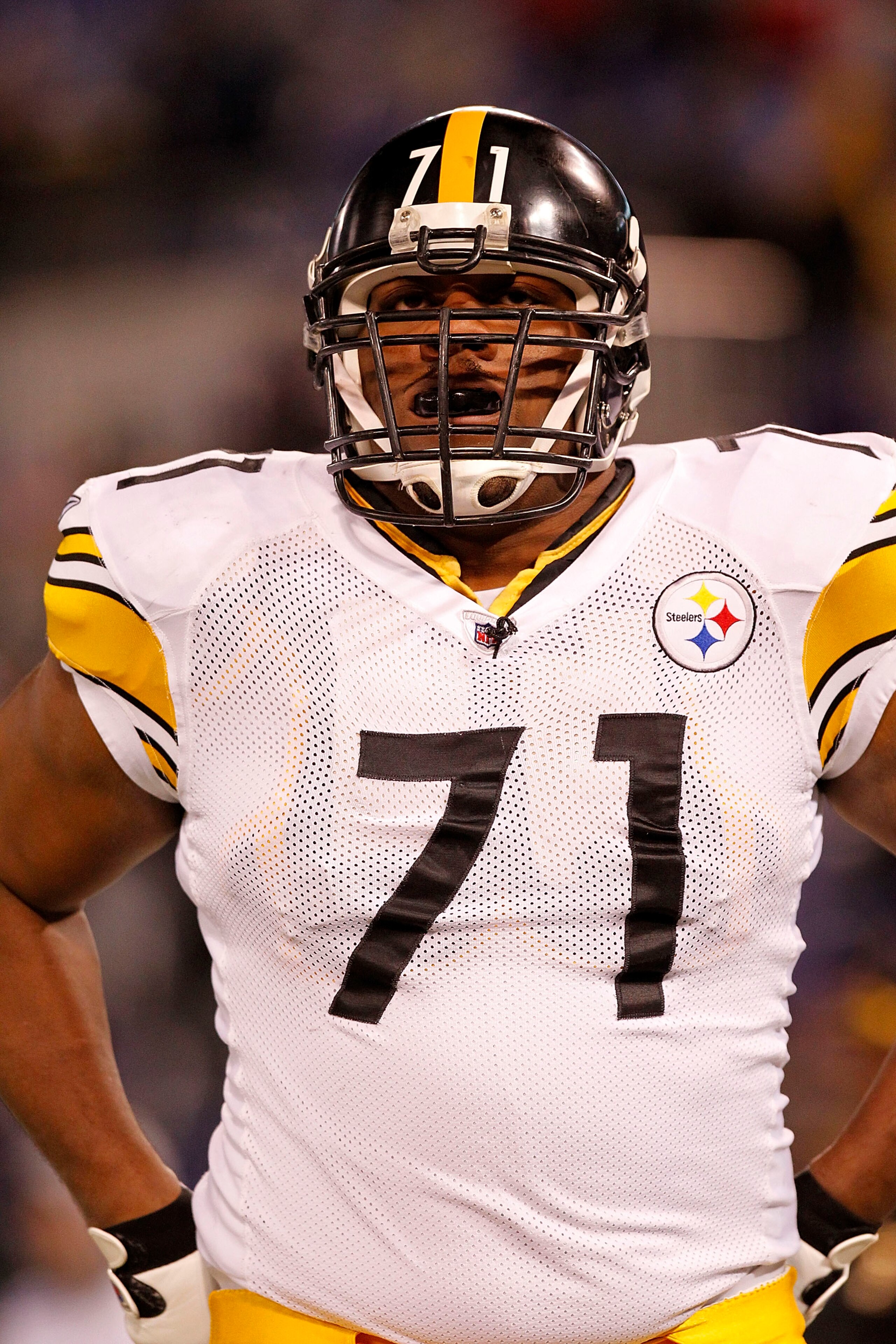 BALTIMORE, MD - DECEMBER 05:  Flozell Adams #71 of the Pittsburgh Steelers stands on the field against the Baltimore Ravens at M&T Bank Stadium on December 5, 2010 in Baltimore, Maryland.  (Photo by Geoff Burke/Getty Images)