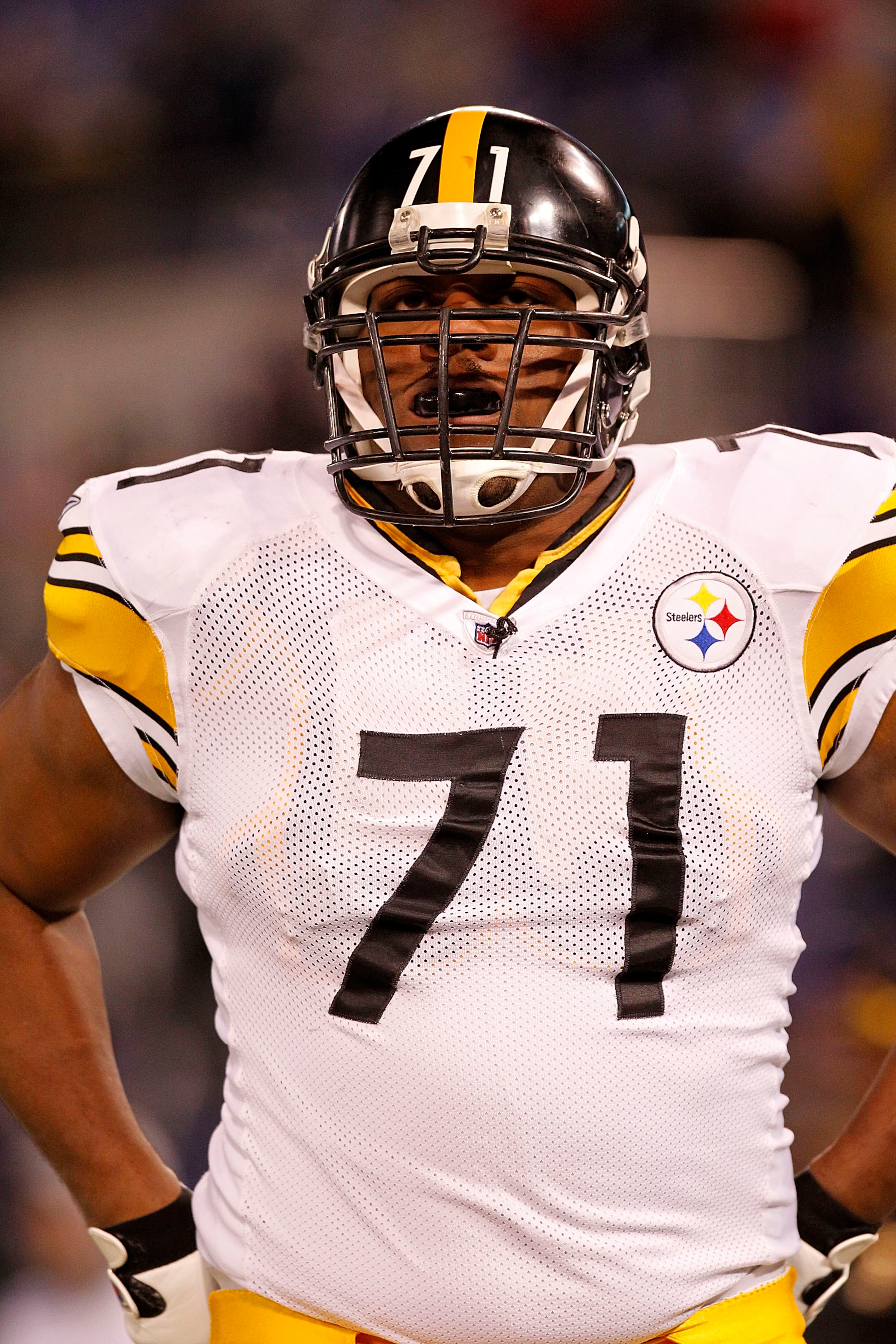 BALTIMORE, MD - DECEMBER 05:  Flozell Adams #71 of the Pittsburgh Steelers stands on the field against the Baltimore Ravens at M&T Bank Stadium on December 5, 2010 in Baltimore, Maryland.  (Photo by Geoff Burke/Getty Images)