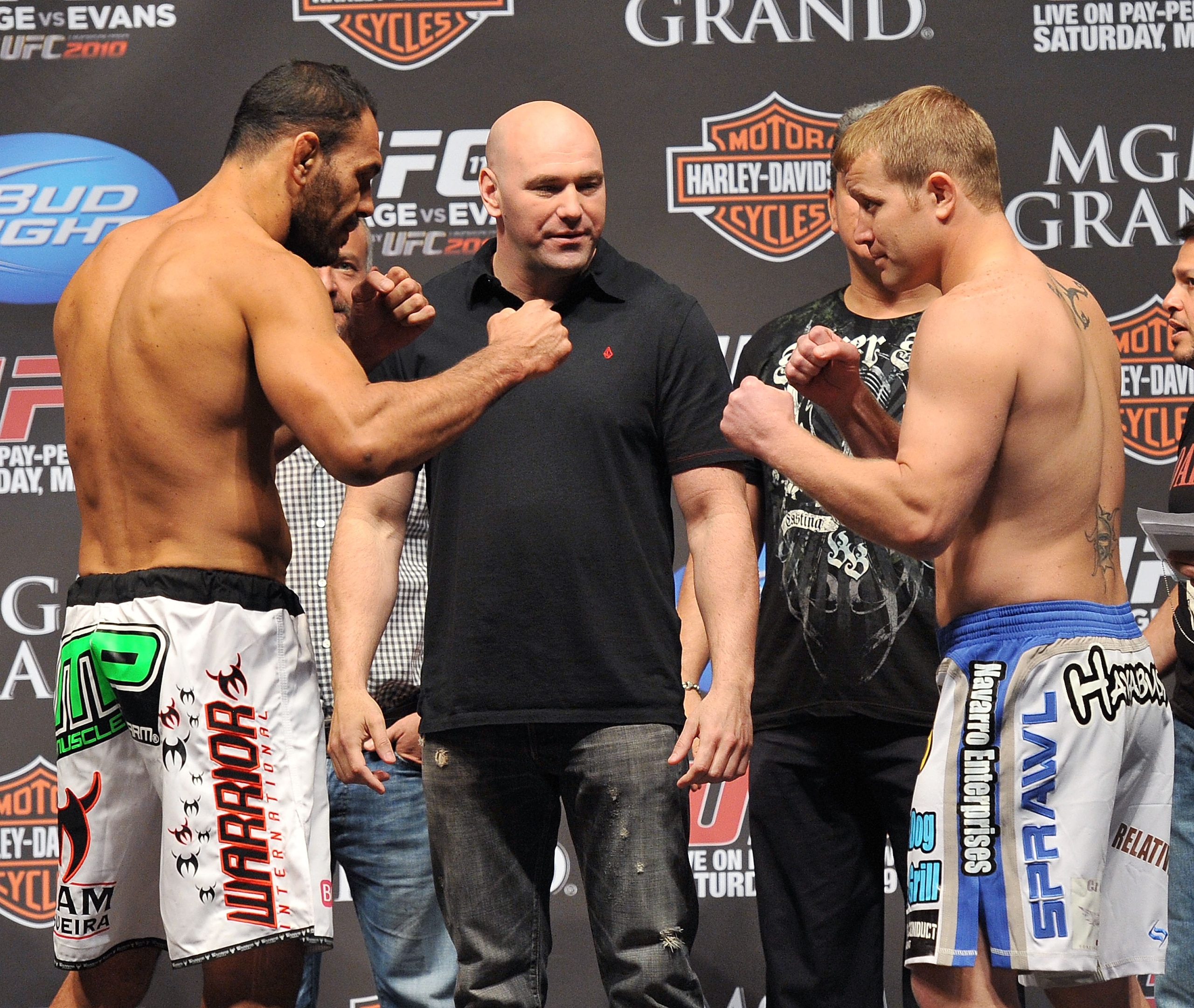 LAS VEGAS - MAY 28:  UFC fighter Antonio Rogerio Nogueira (L) faces off against UFC fighter Jason Brilz (R) at UFC 114: Rampage versus Rashad at the Mandalay Bay Hotel on May 28, 2010 in Las Vegas, Nevada.  (Photo by Jon Kopaloff/Getty Images)