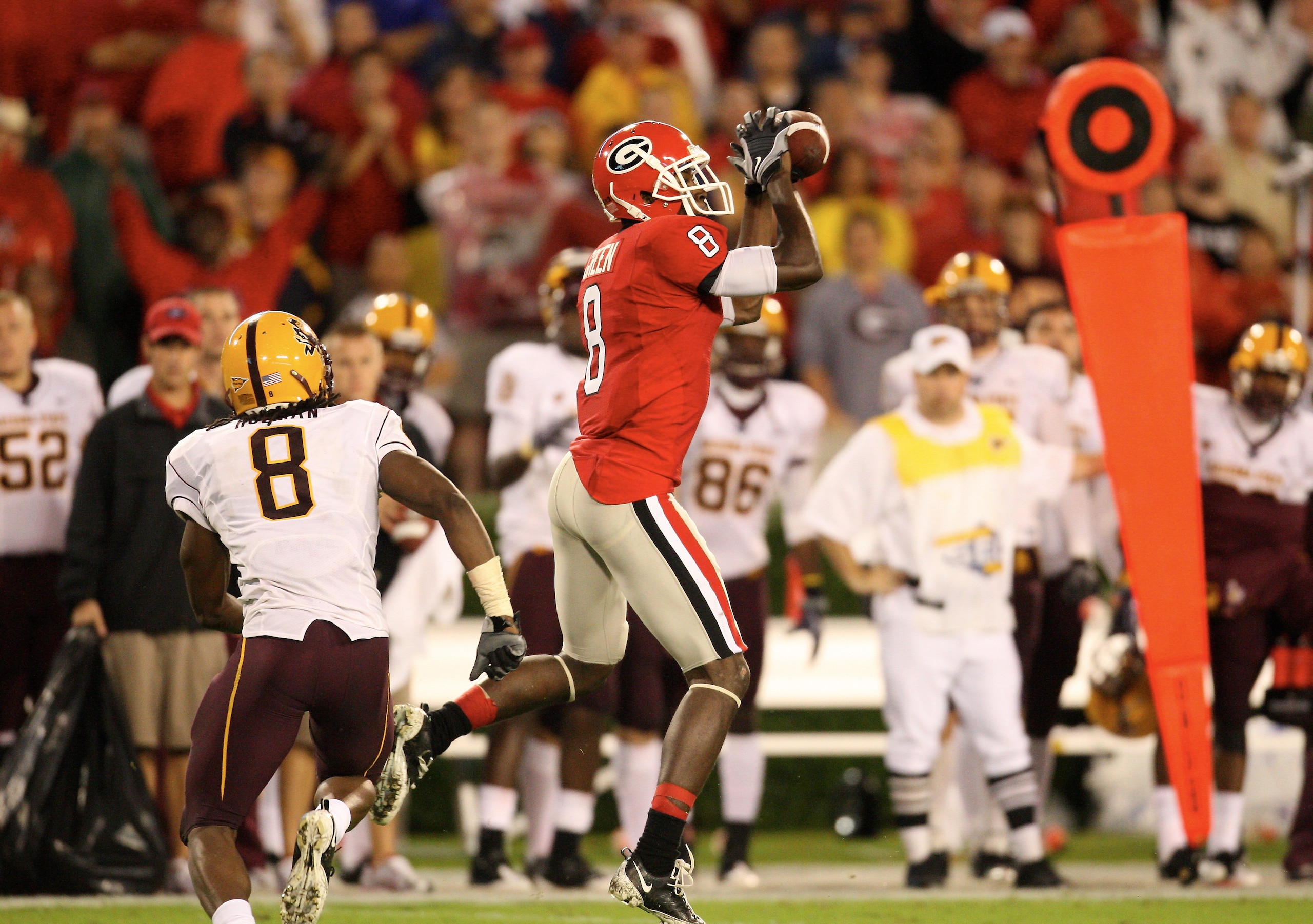 ATHENS, GA - SEPTEMBER 26: A. J. Green #8 of the Georgia Bulldogs makes a catch against the Arizona State Sun Devils at Sanford Stadium on September 26, 2009 in Athens, Georgia. (Photo by Scott Cunningham/Getty Images)