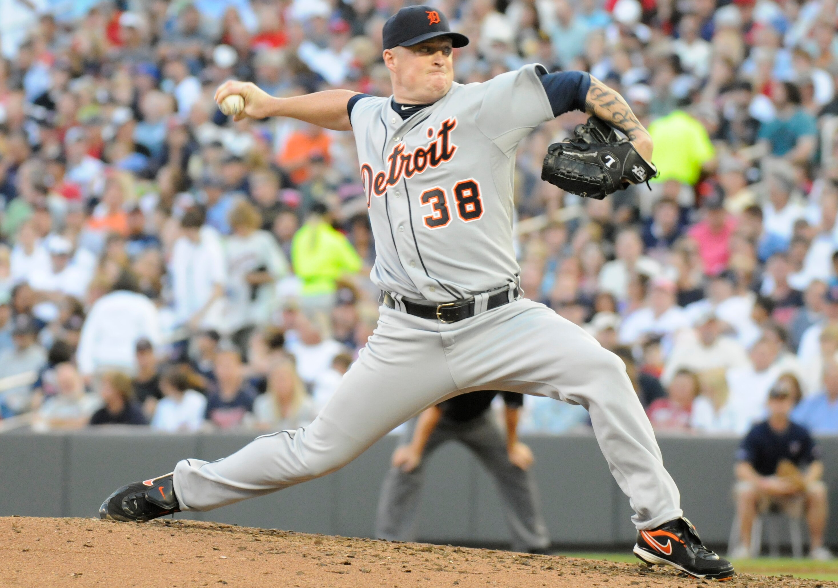 MINNEAPOLIS, MN - JUNE 28: Jeremy Bonderman #38 of the Detroit Tigers pitches in the second inning against the Minnesota Twins during their game on June 28, 2010 at Target Field in Minneapolis, Minnesota. Tigers won 7-5. (Photo by Hannah Foslien /Getty Im