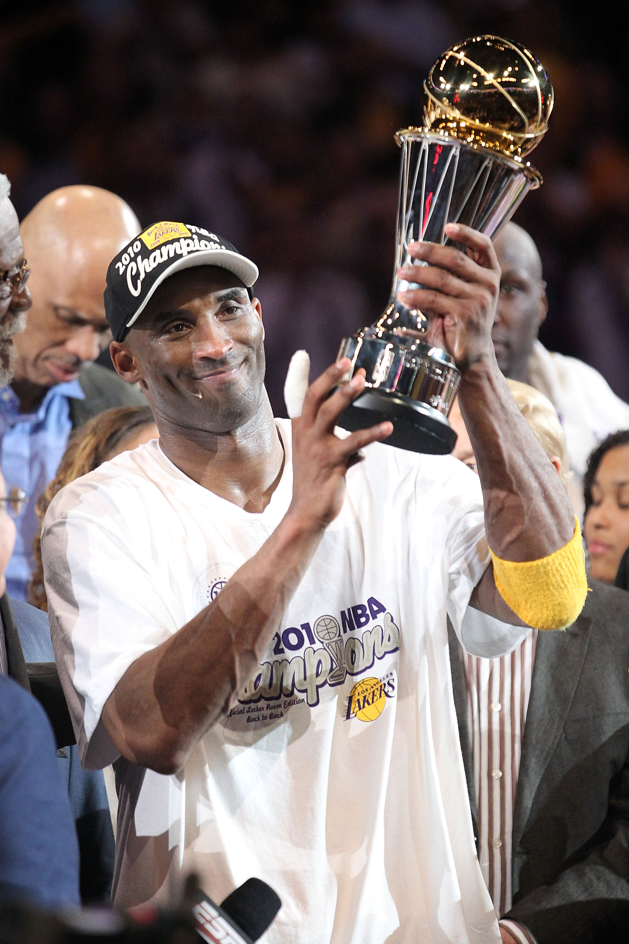 LOS ANGELES, CA - JUNE 17:  Kobe Bryant #24 of the Los Angeles Lakers holds up the Bill Russell Finals MVP trophy after the Lakers defeated the Boston Celtics 83-79 in Game Seven of the 2010 NBA Finals at Staples Center on June 17, 2010 in Los Angeles, Ca